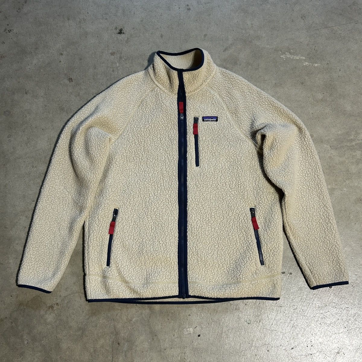 Patagonia Patagonia Retro Pile Fleece Sherpa Zip Jacket Oatmeal Khaki Size US XL / EU 56 / 4 - 1 Thumbnail