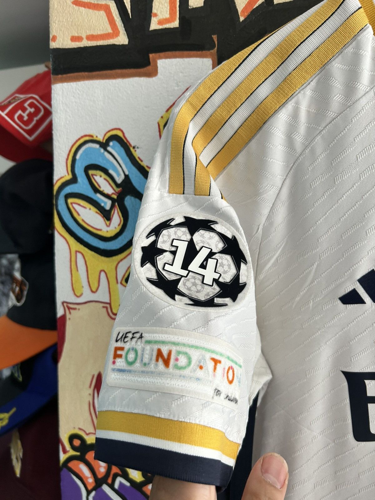 Adidas Real Madrid Bellingham 2023 Home Jersey Size US S / EU 44-46 / 1 - 3 Thumbnail