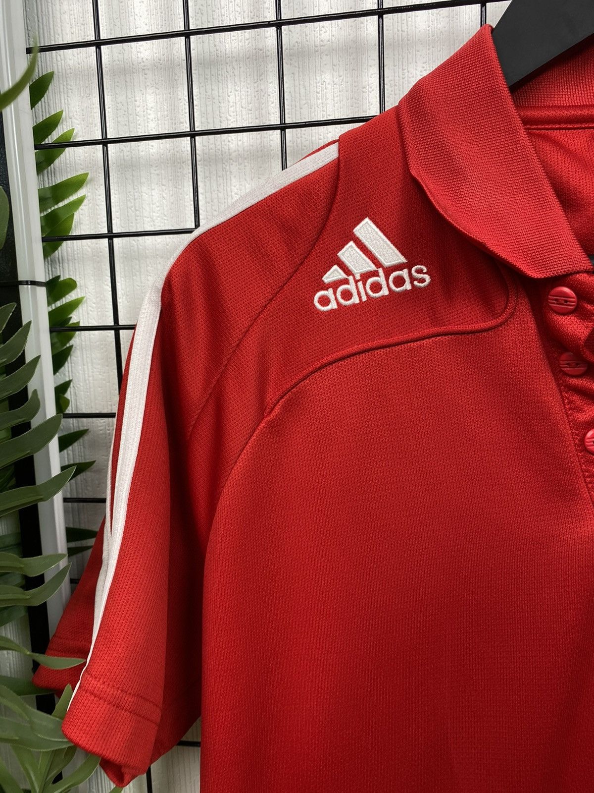 Vintage Adidas 2008 Liverpool Red Carlsberg Polo TShirt Soccer Men M Size US M / EU 48-50 / 2 - 9 Thumbnail