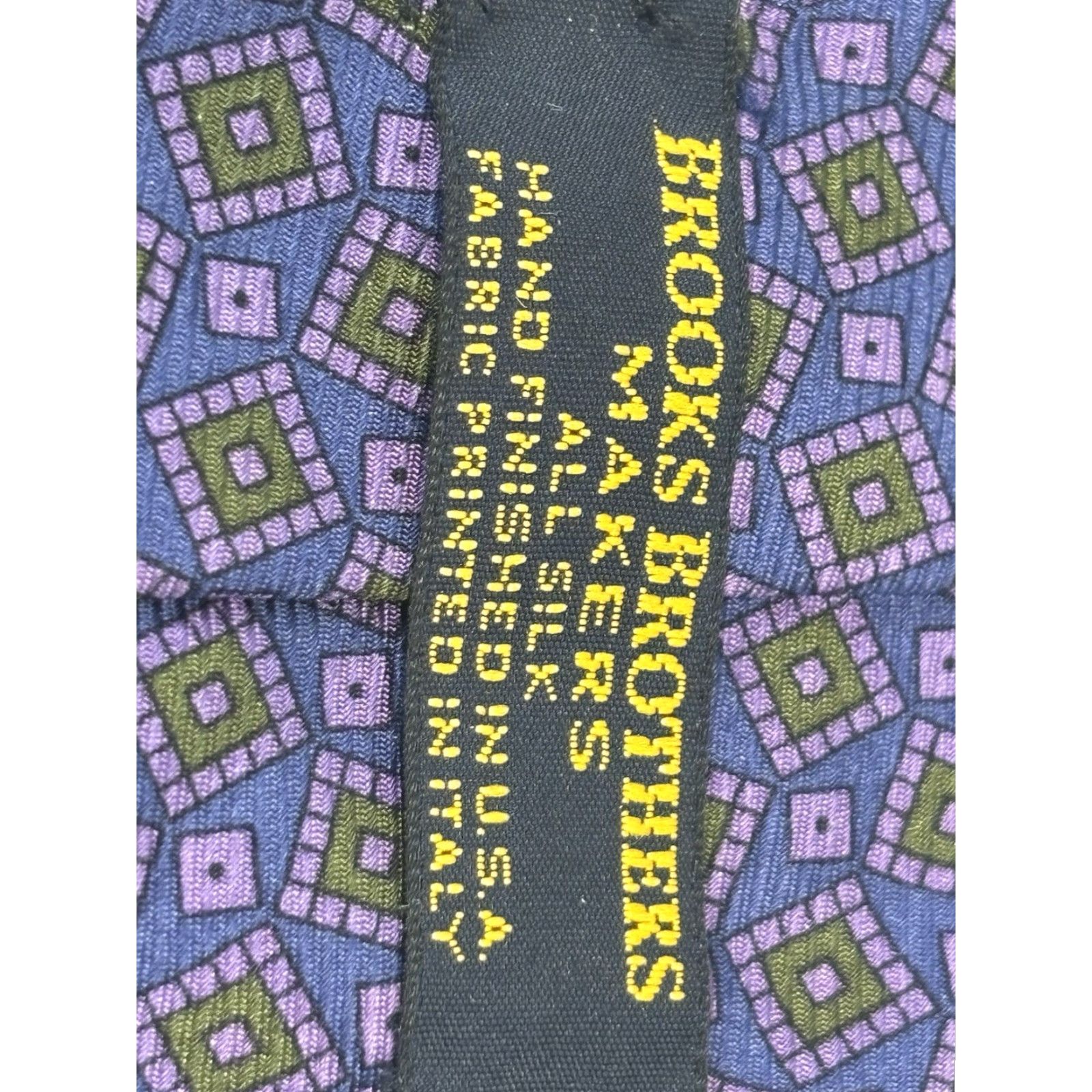 Brooks Brothers VINTAGE Brooks Brothers Makers Silk Tie Men’s Purple Made In USA Tie Men Purple Silk 90s? (but must avoid adding info). Size ONE SIZE - 5 Thumbnail