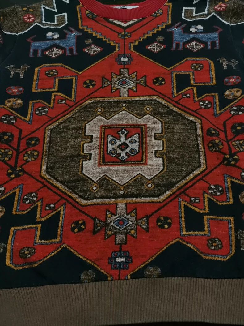 Givenchy Givenchy Givenchy Men's Bohemian Style Sweatshirt -2507 Size US S / EU 44-46 / 1 - 3 Thumbnail