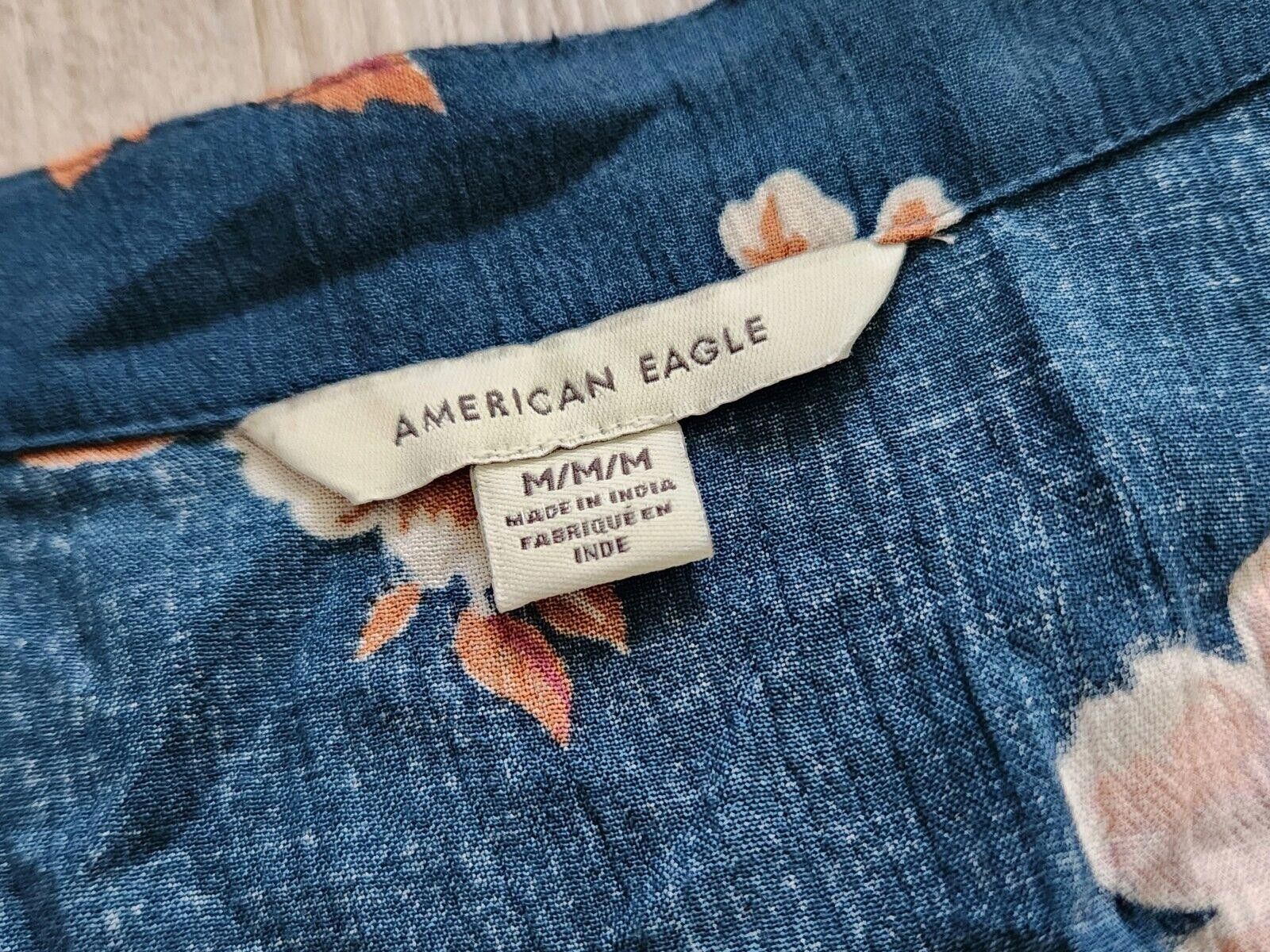 Designer American Eagle Top Medium Blue Floal V Neck Boho Wrap AE Size M / US 6-8 / IT 42-44 - 3 Thumbnail