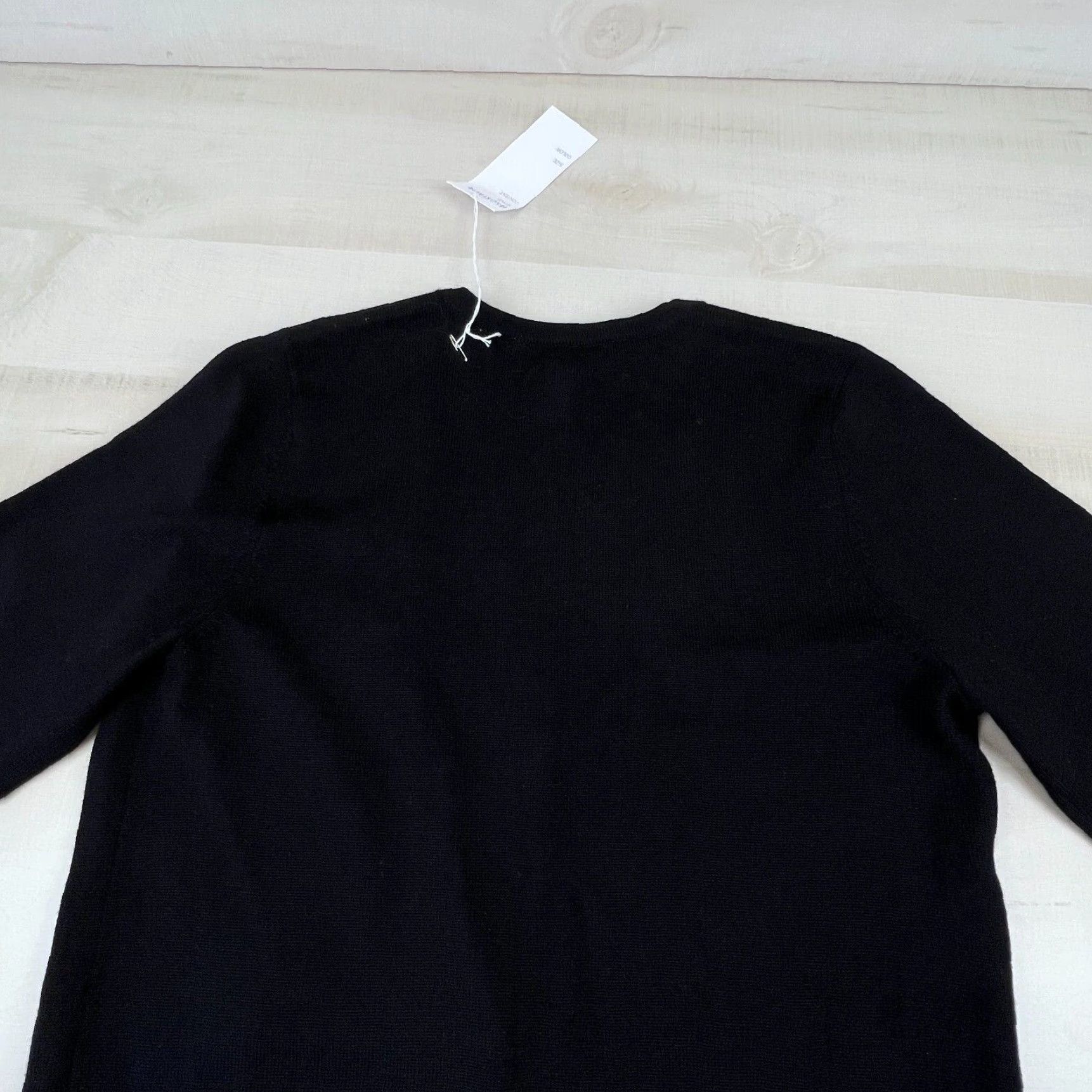 Vintage Design History Women Small Black Merino Wool V Neck Cardigan Sweater Size S / US 4 / IT 40 - 8 Thumbnail