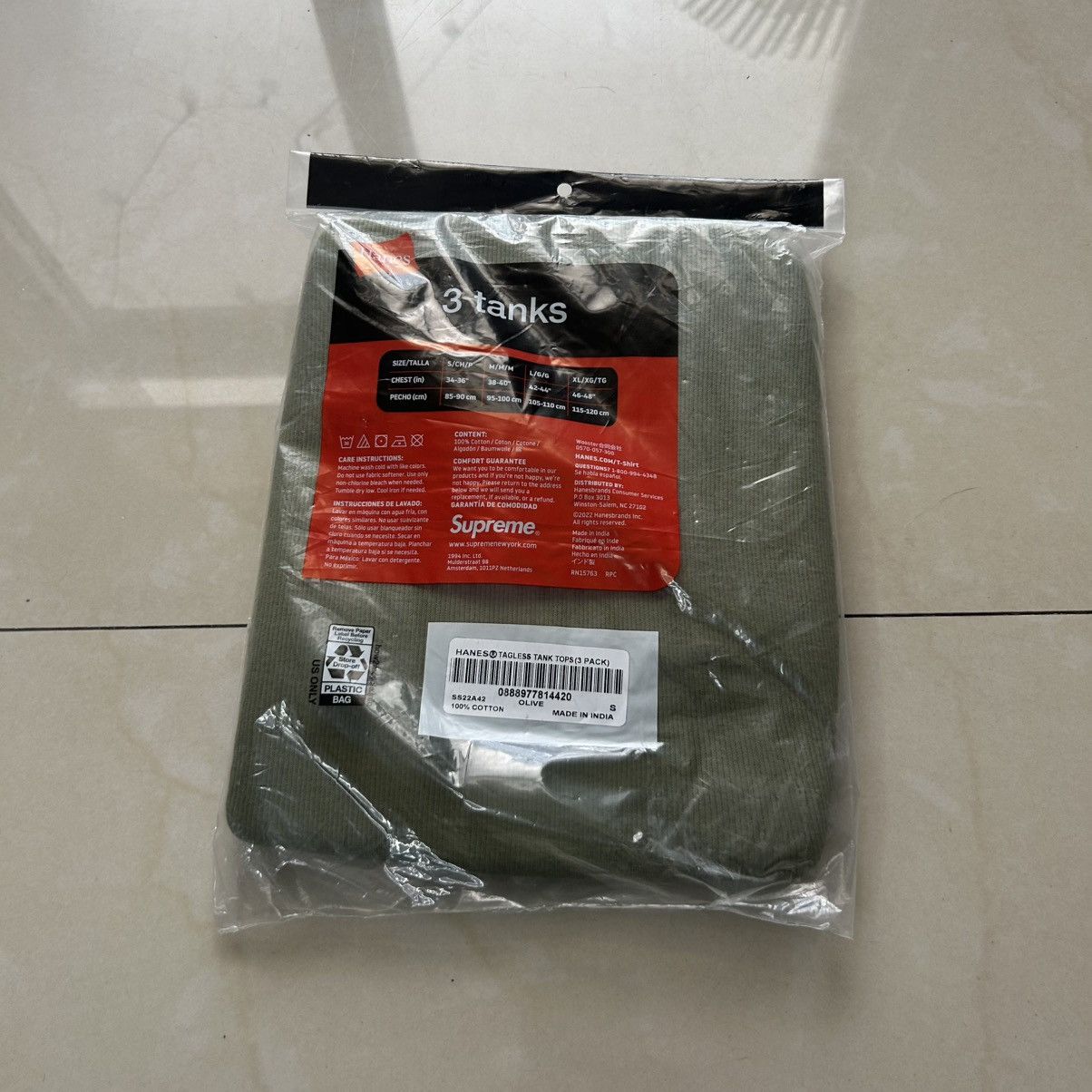 Hanes × Supreme Supreme olive tank tops Size US S / EU 44-46 / 1 - 3 Thumbnail