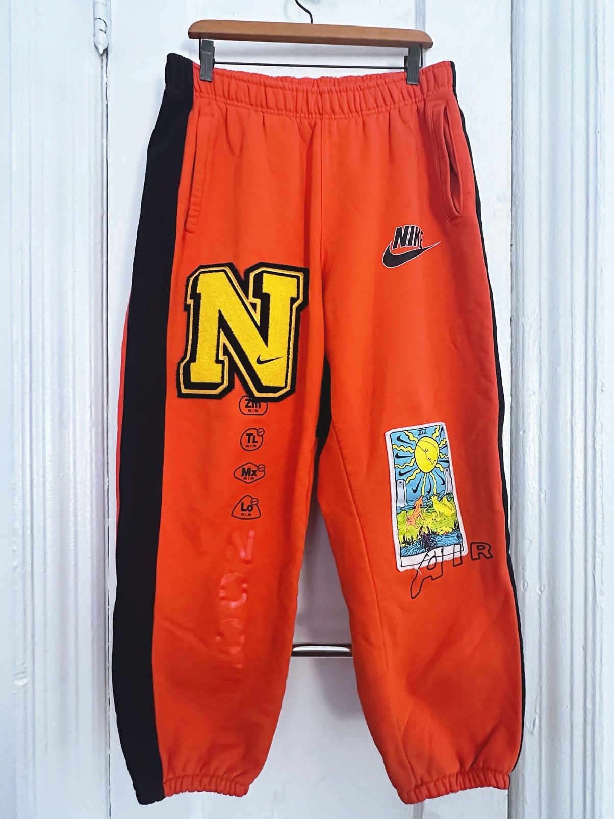 image of Nike Tarot Sweatpants in Orange, Men's (Size 30)