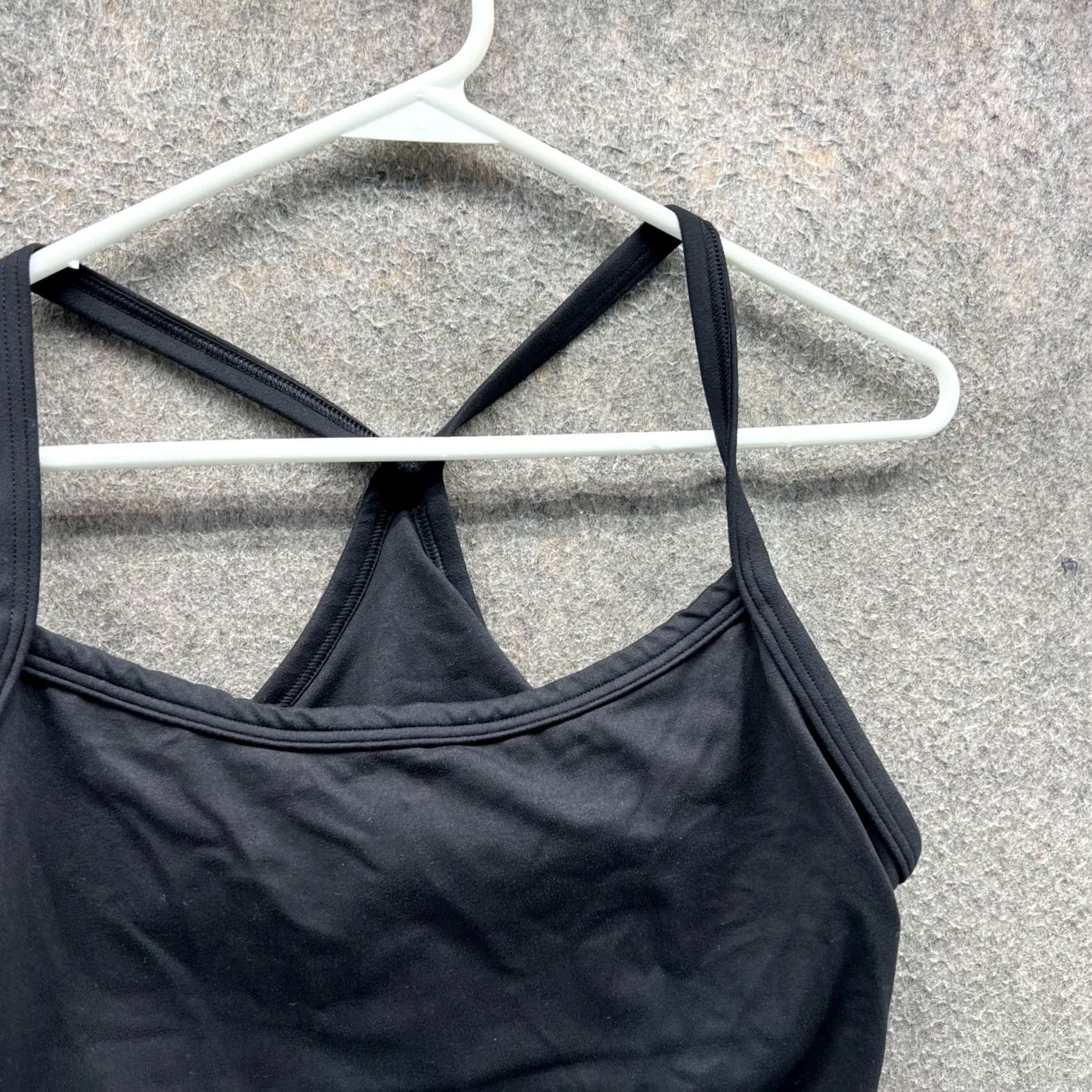 Vintage Aerie Tank Top Women XL Black The Hugger Recharge Minimal Support Offline Bra Tank Women XL Black Aerie Tank Top Offline Size XL / US 12-14 / IT 48-50 - 6 Thumbnail