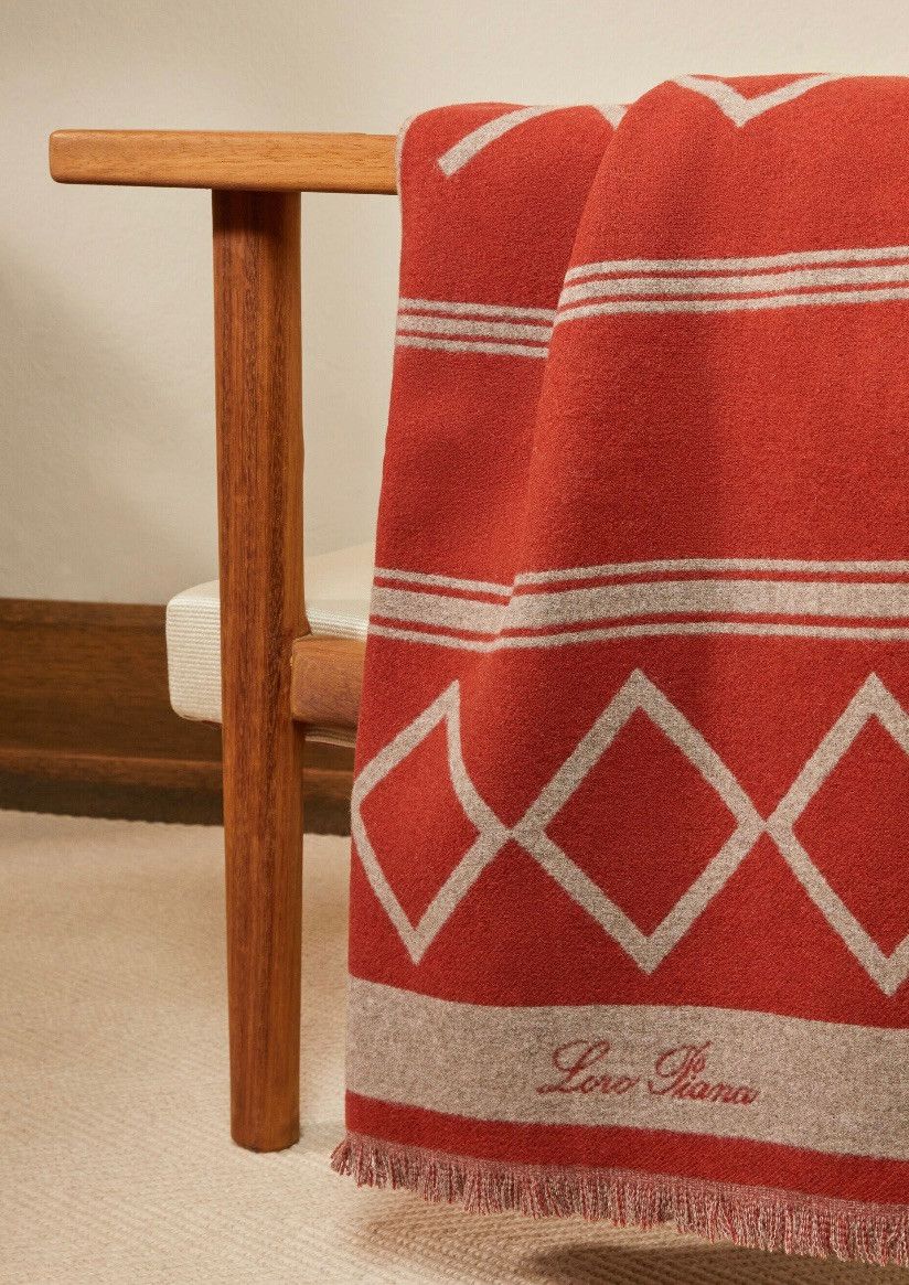 Loro Piana o1srvl11e0325 FAM2406 Size: OS / Throw Blanket Size ONE SIZE - 2 Thumbnail