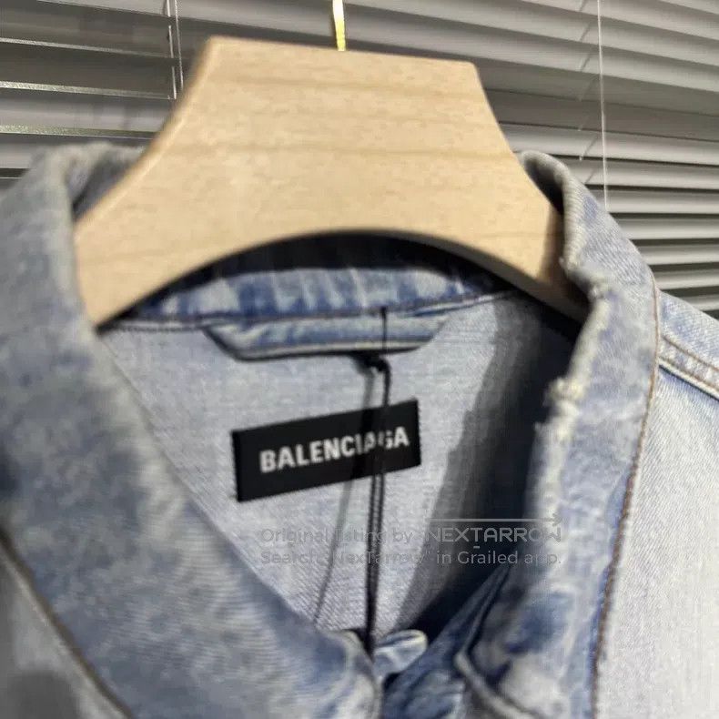 Balenciaga Balenciaga Denim jacket, jacket with washed and embossed l Size US S / EU 44-46 / 1 - 4 Thumbnail