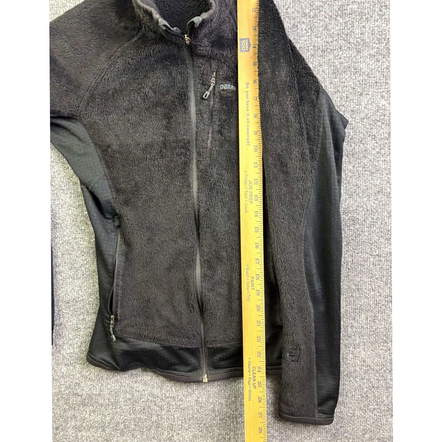 Patagonia Patagonia Jacket Womens M Black R2 Regulator Fleece Full Zip Mid-Length Zipper Pockets Thermal All Seasons Size M / US 6-8 / IT 42-44 - 5 Thumbnail