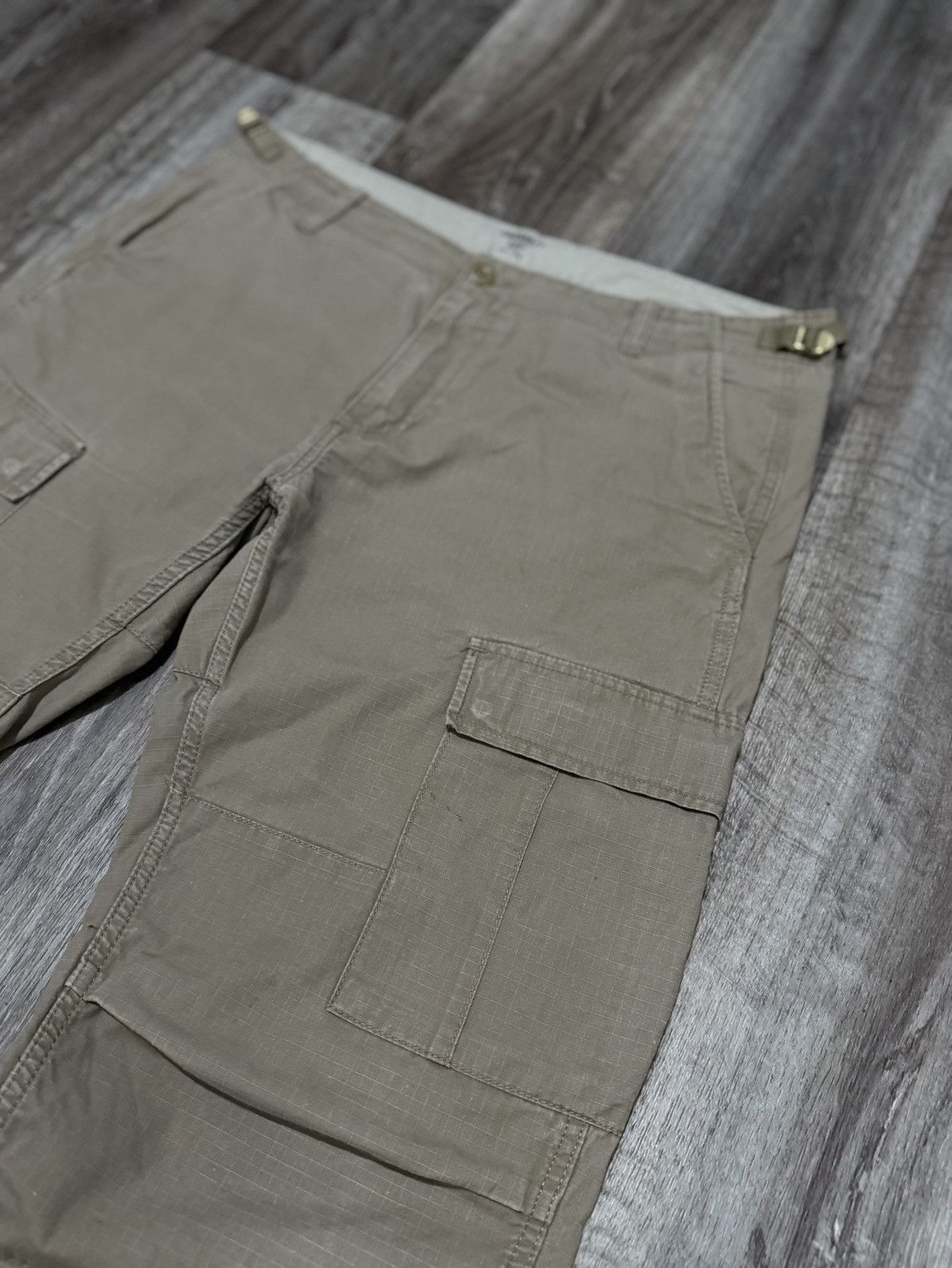 Carhartt CARHARTT MILITARY CARGO PANTS MEN’S ARMY CLASSIC DISTRESSED Size US 34 / EU 50 - 7 Thumbnail