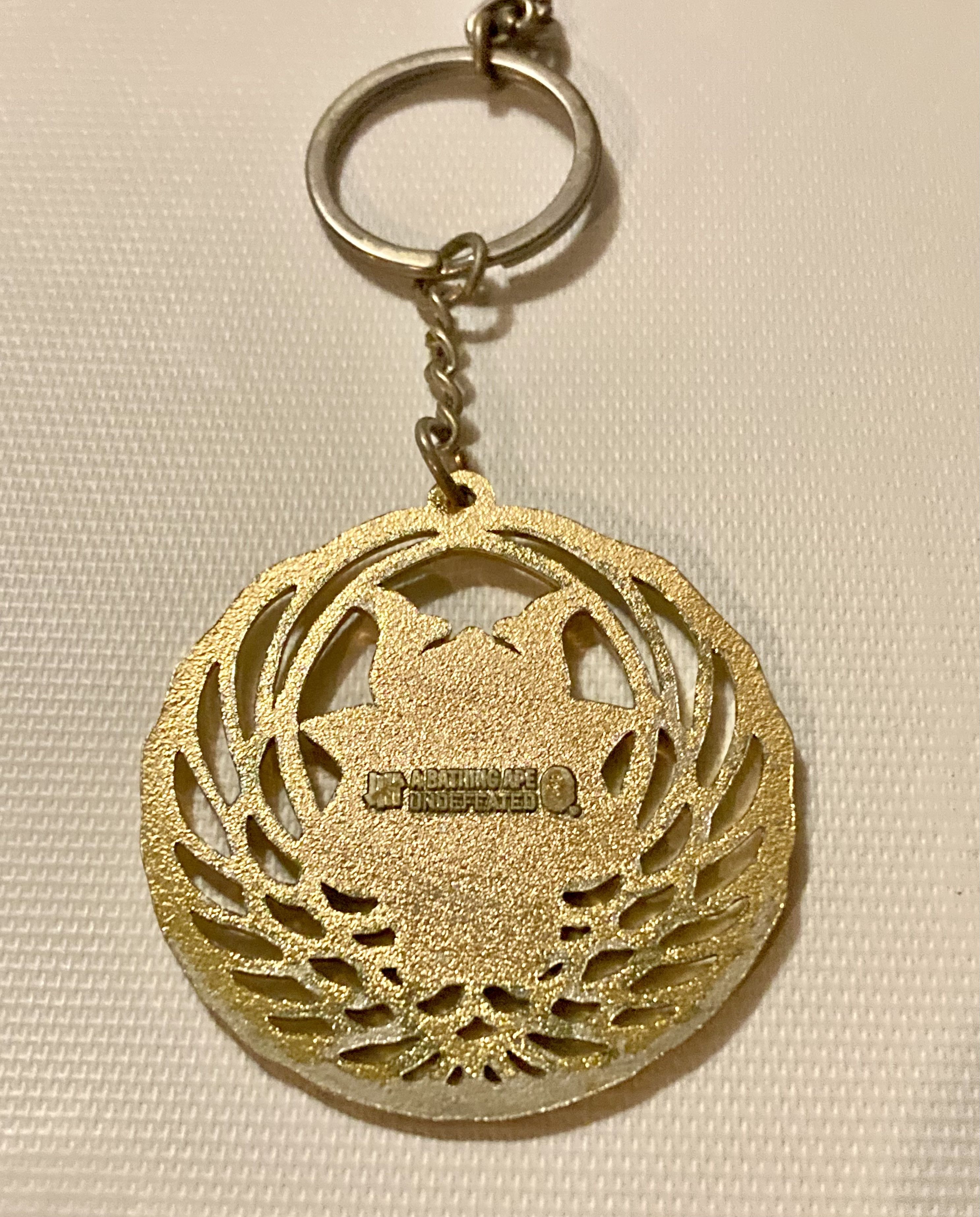 Bape × Undefeated Bape X Undefeated Gold Keychain Size ONE SIZE - 2 Thumbnail
