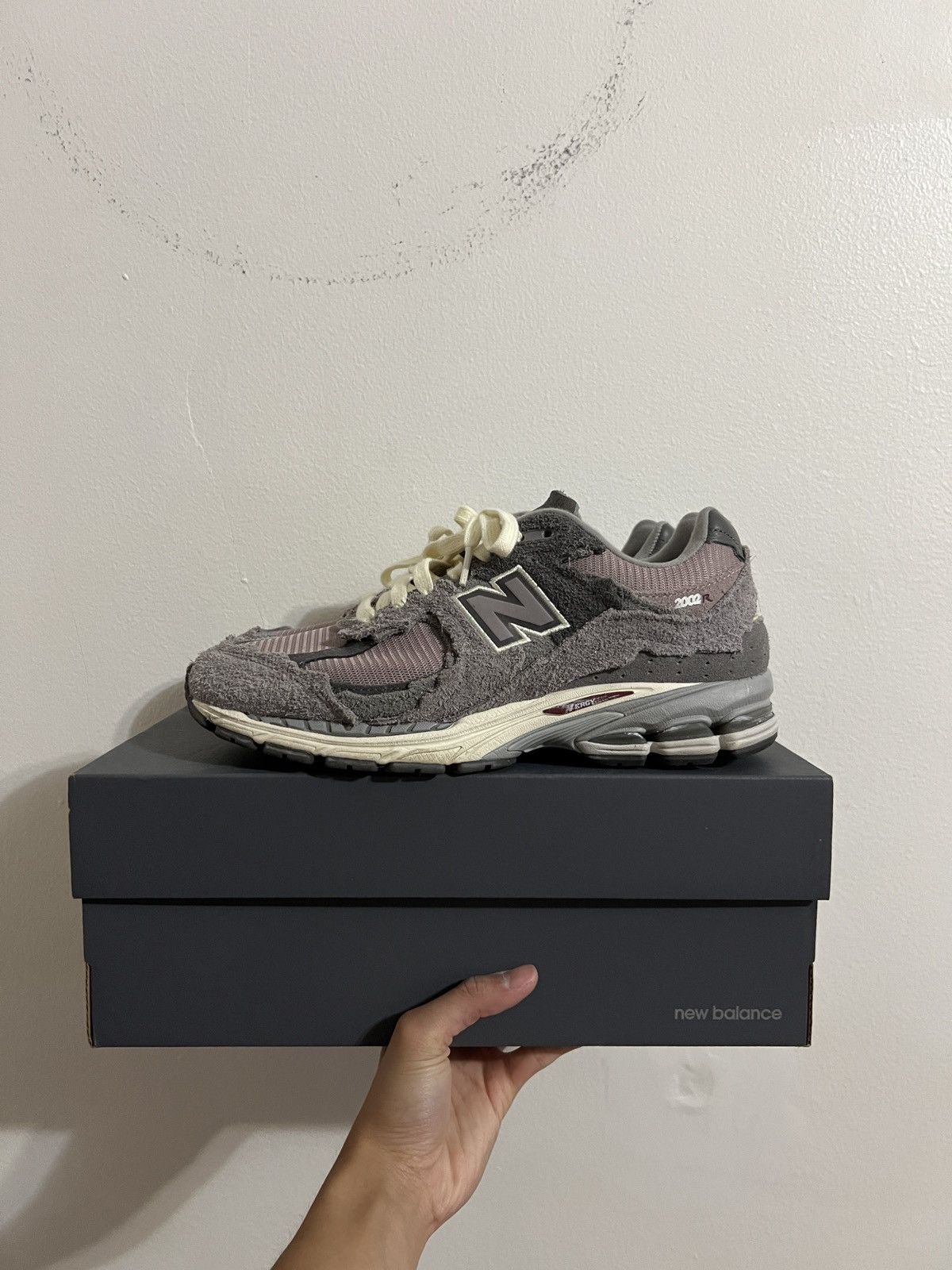New Balance New Balance 2002 Lunar New Year Size US 8 / EU 41 - 1 Thumbnail