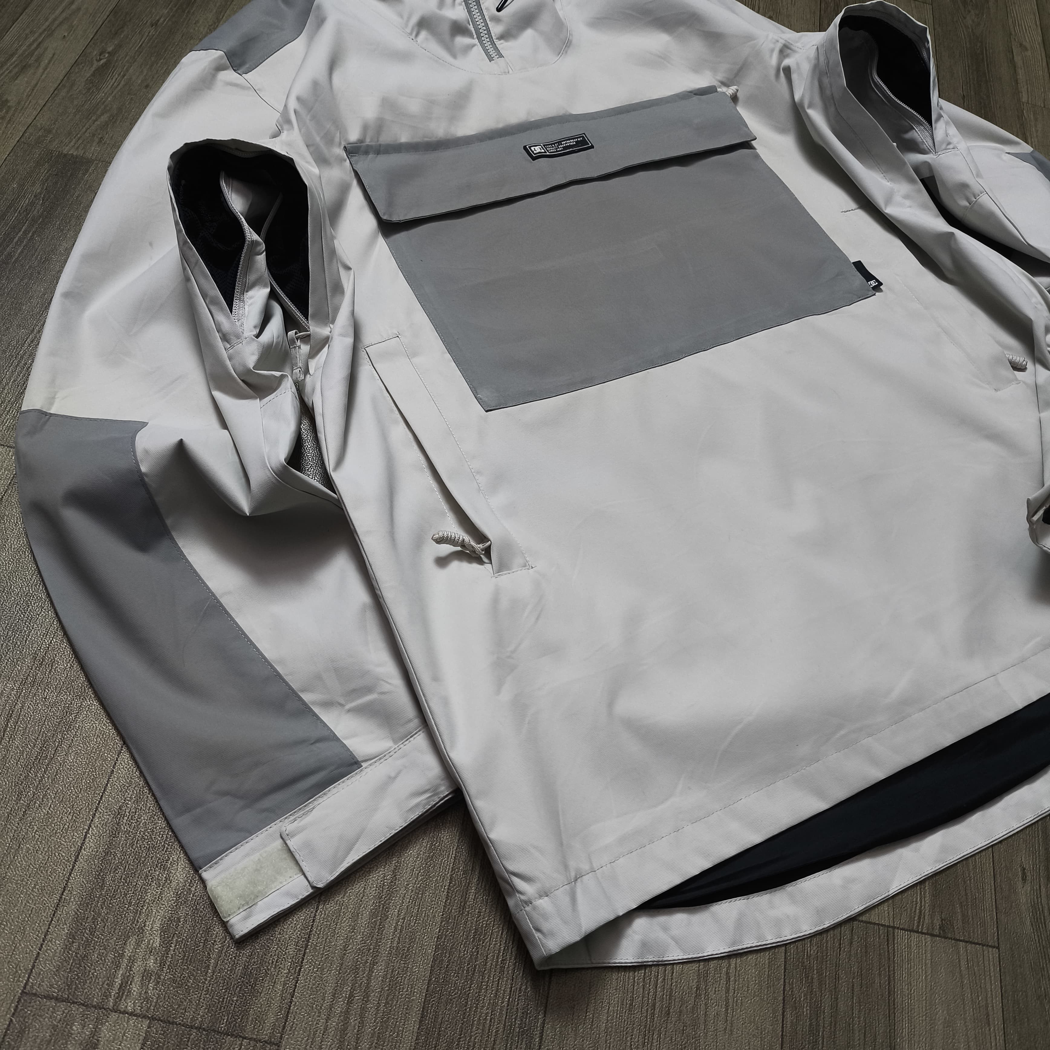 DC DC Shoes Rampart Technical Anorak Snow Jacket Pocketable Size US L / EU 52-54 / 3 - 9 Thumbnail