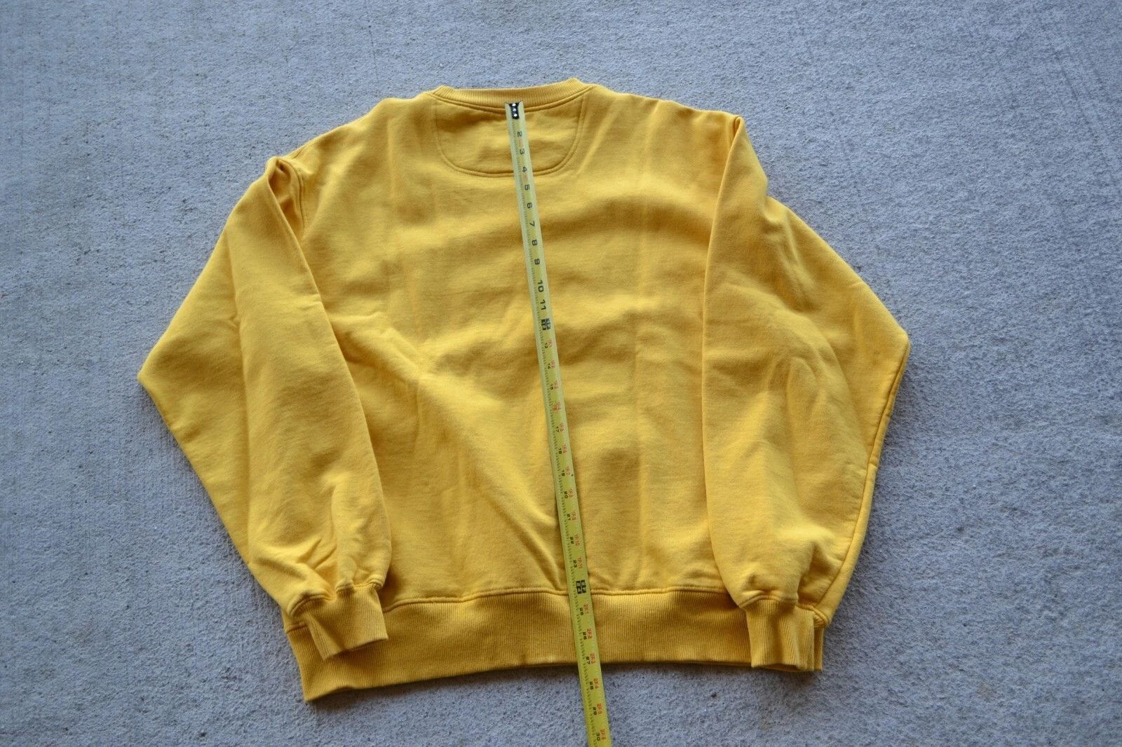 Champion Vintage Champion Yellow crewneck size L y2k Size US XL / EU 56 / 4 - 5 Thumbnail