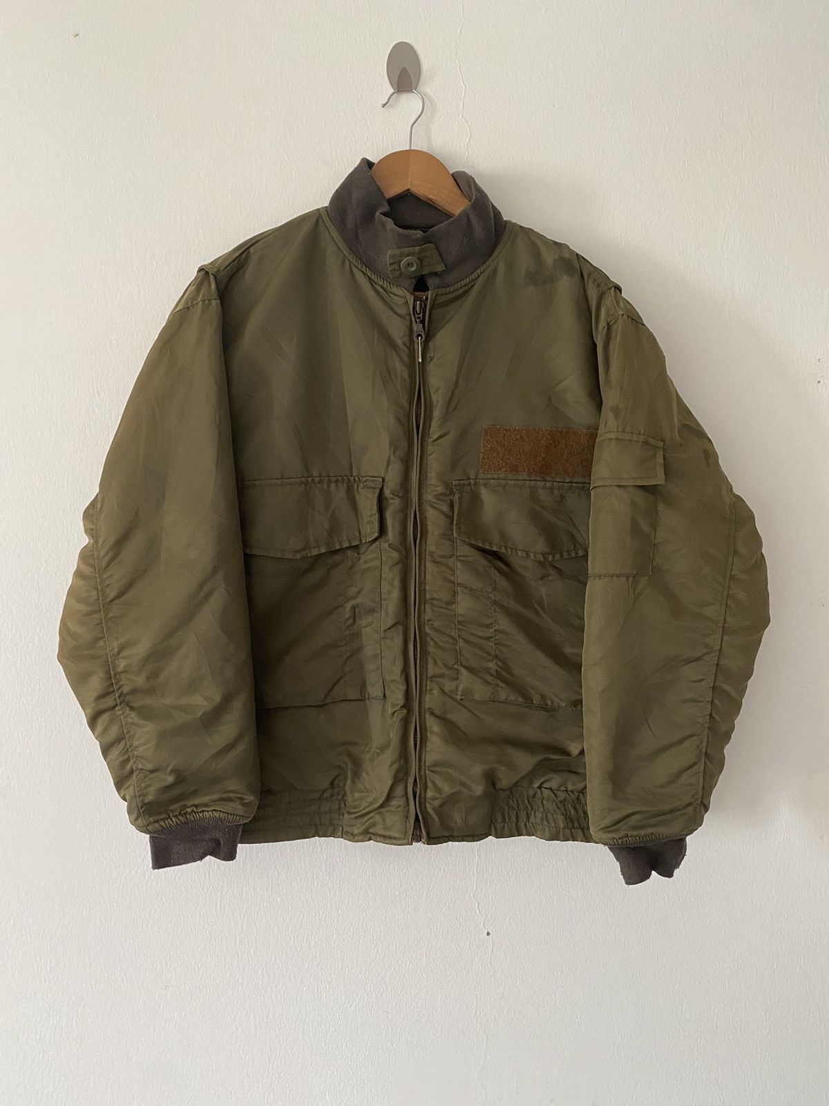 Vintage Vintage M Cross M Army Bomber Jacket Size US M / EU 48-50 / 2 - 1 Thumbnail