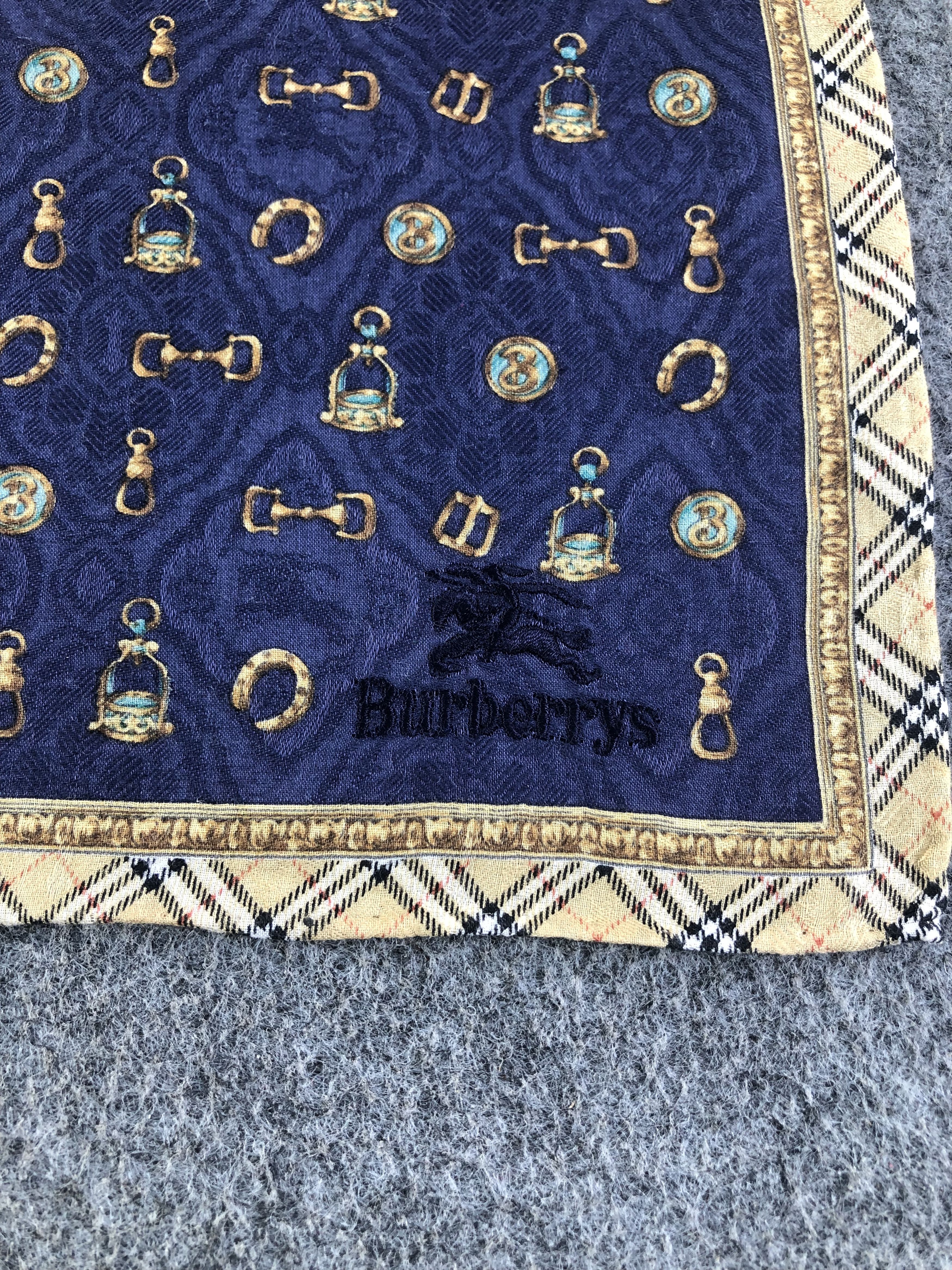 Burberry Burberry Handkerchief / Bandana / Neckerchief Size ONE SIZE - 5 Thumbnail