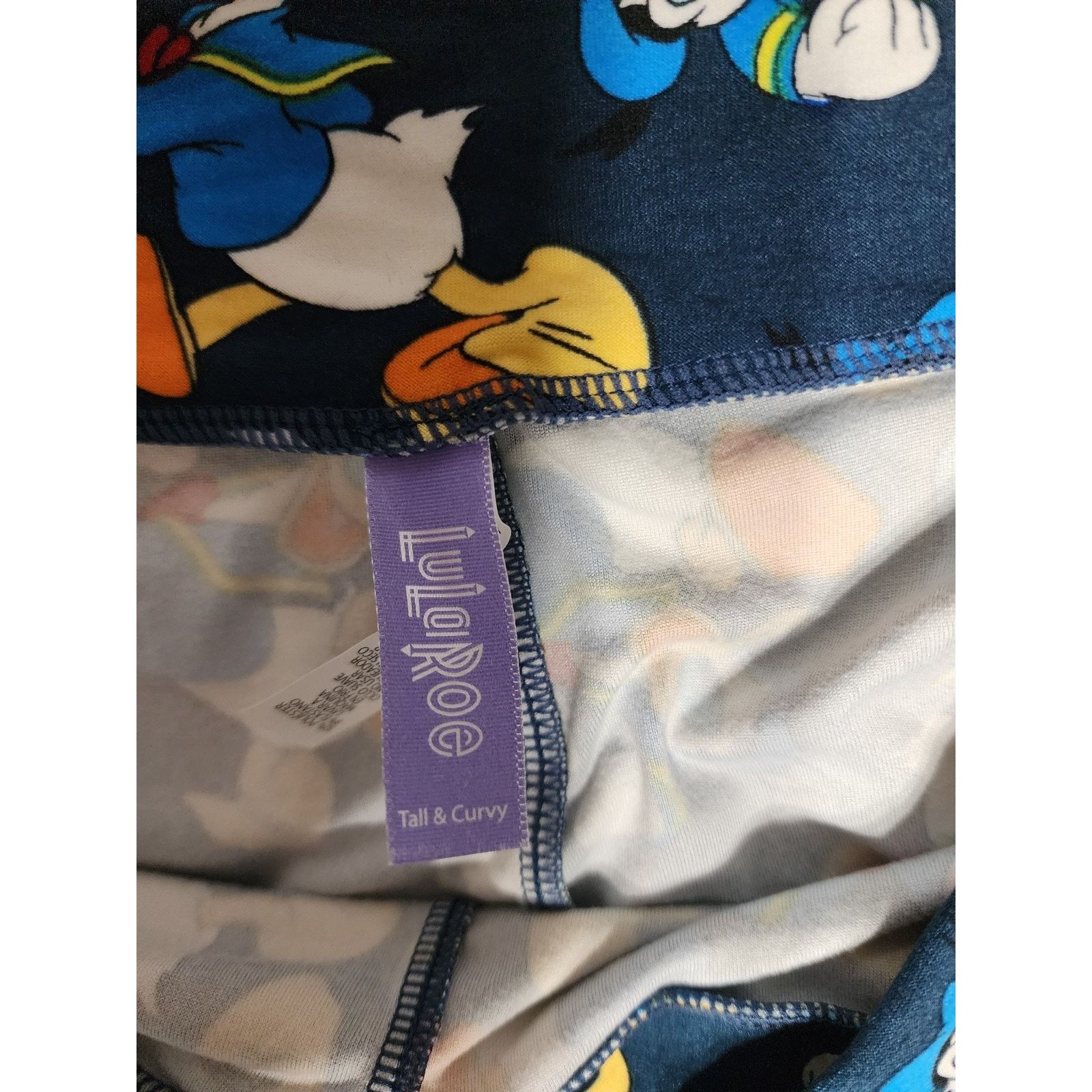 Other LuLaRoe Disney Donald Duck Leggings OS Tall & Curvy Stretch Size 27" / US 4 / IT 40 - 3 Thumbnail
