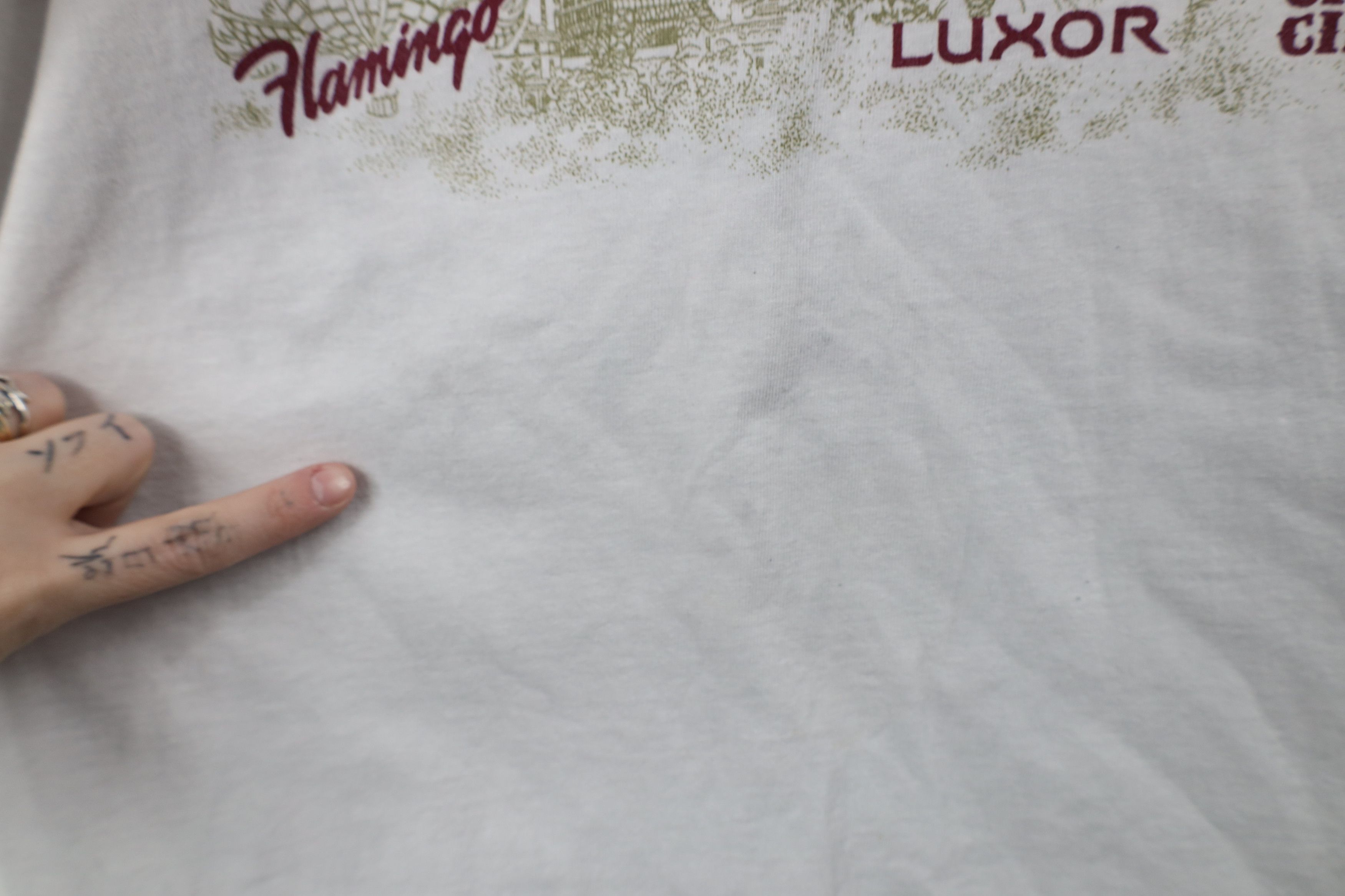 Vintage Vintage 90s Y2K Streetwear Las Vegas Casino T-Shirt White Size US XXL / EU 58 / 5 - 10 Thumbnail
