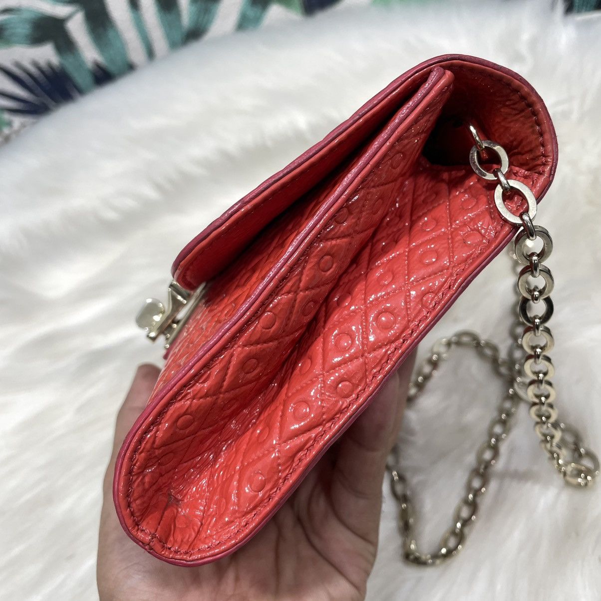 Tod's Authentic TOD’S Signature Embossed Patern Leather Crossbody Size ONE SIZE - 5 Thumbnail