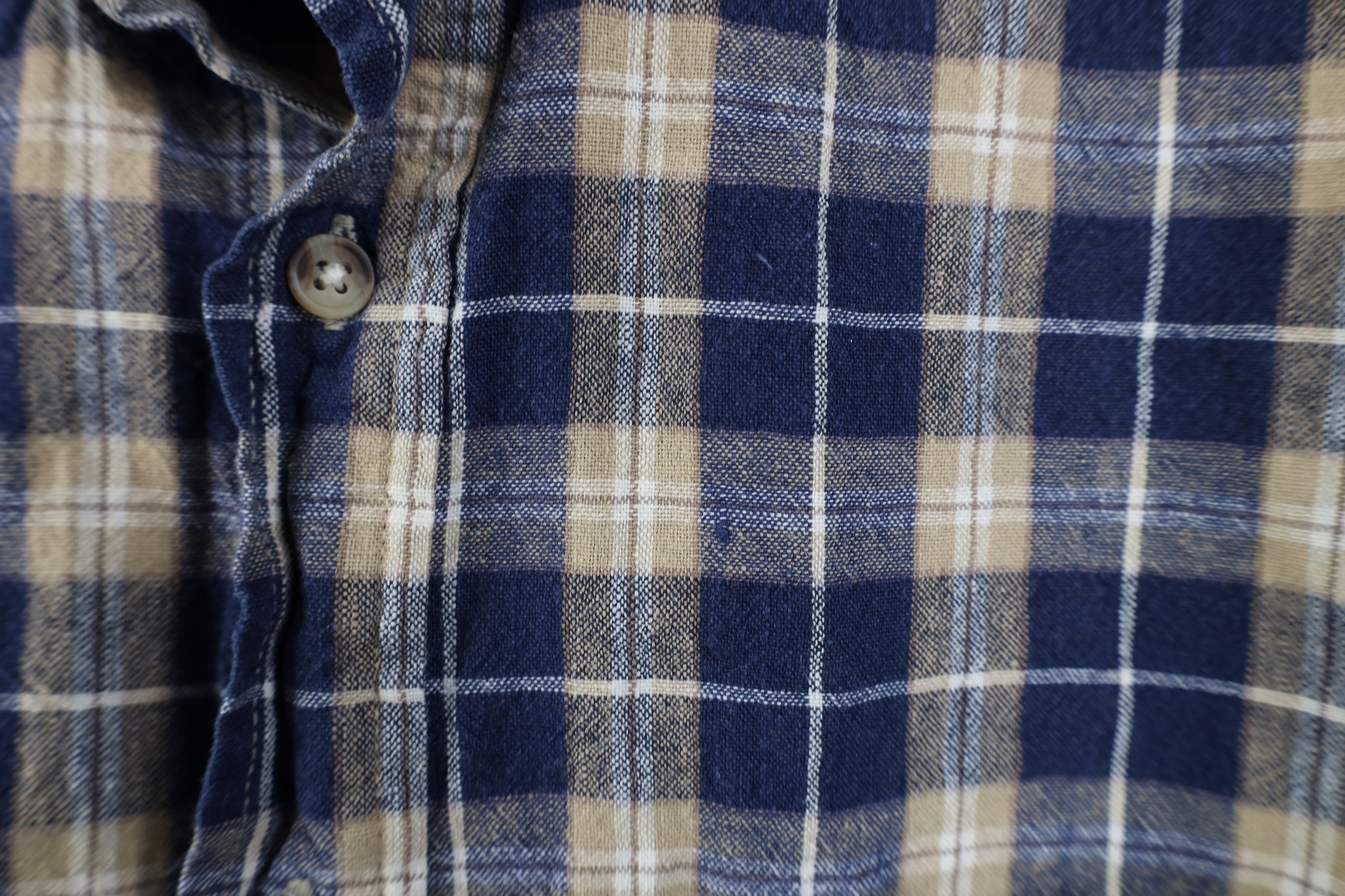 Vintage Vintage 90s Streetwear Short Sleeve Collared Button Shirt Size US S / EU 44-46 / 1 - 5 Thumbnail