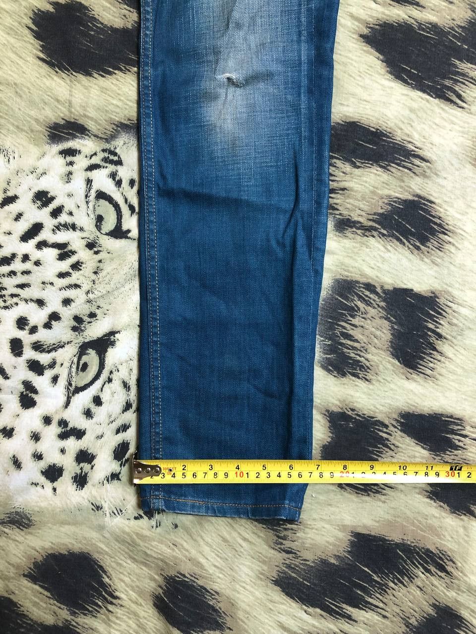 Levi's Vintage Thrashed Baggy Levi’s 519 Carpenter Jeans Size US 30 / EU 46 - 12 Thumbnail