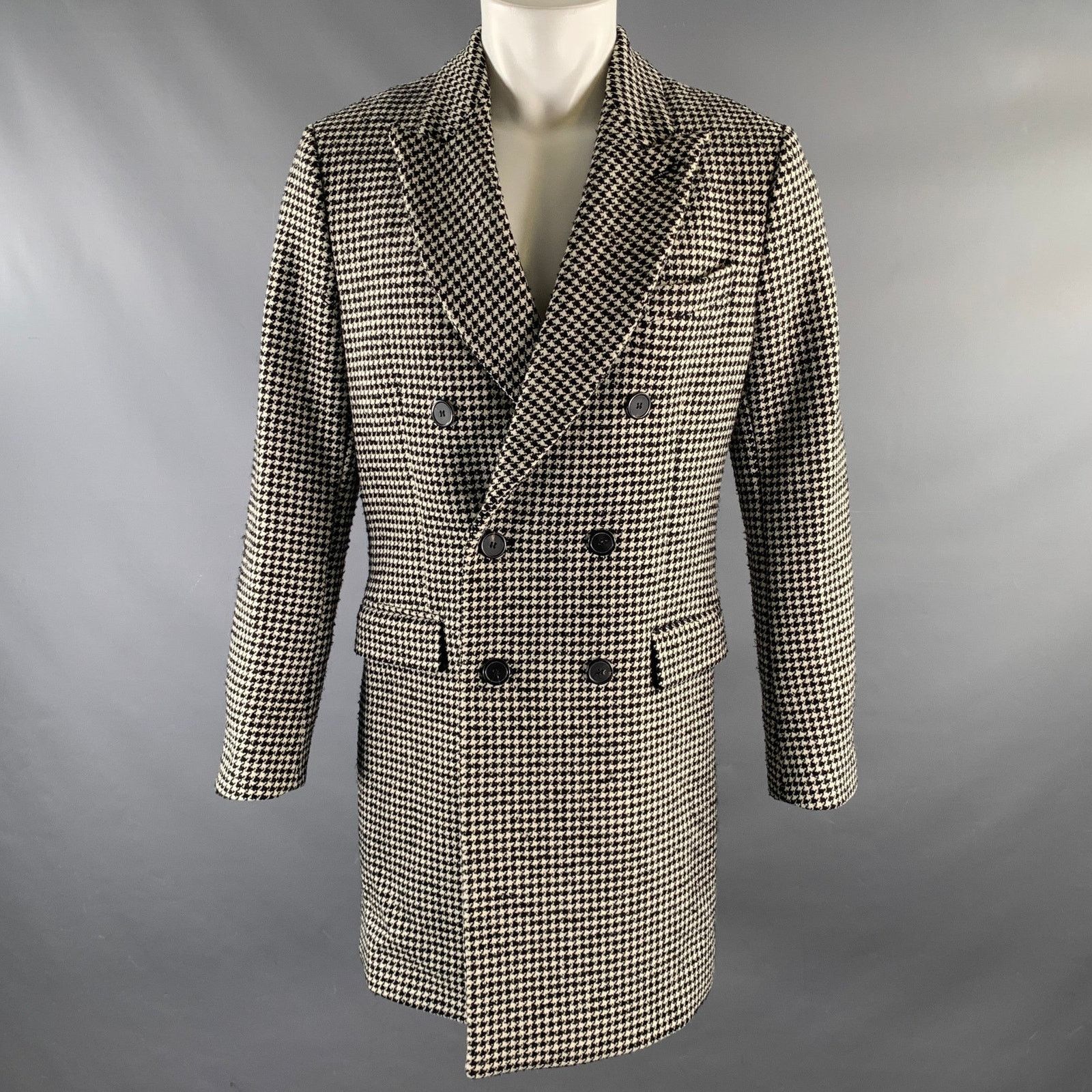AMI Size 38 Black White Houndstooth Wool Coat Size US L / EU 52-54 / 3 - 1 Thumbnail