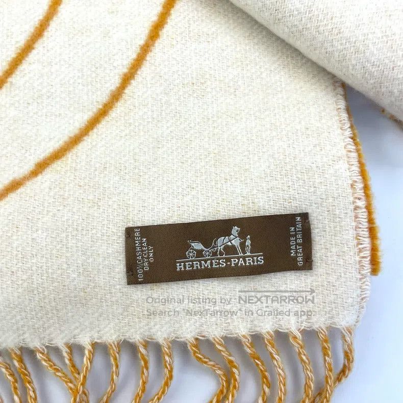 Hermes Hermes Horsehead Cashmere Scarf with Contrasting Color Emb Size ONE SIZE - 3 Thumbnail