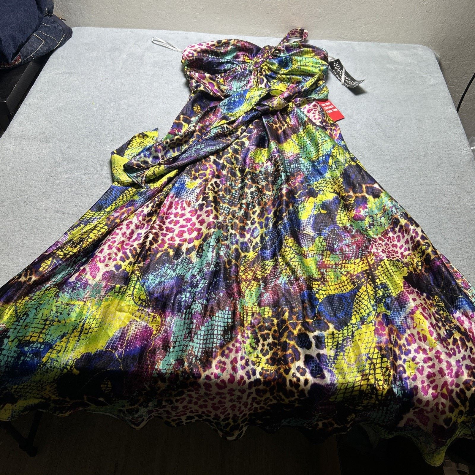 Forever 21 Masquerade Off The Shoulder Dress Womens 13 / 14 Embellished Size XL / US 12-14 / IT 48-50 - 11 Thumbnail