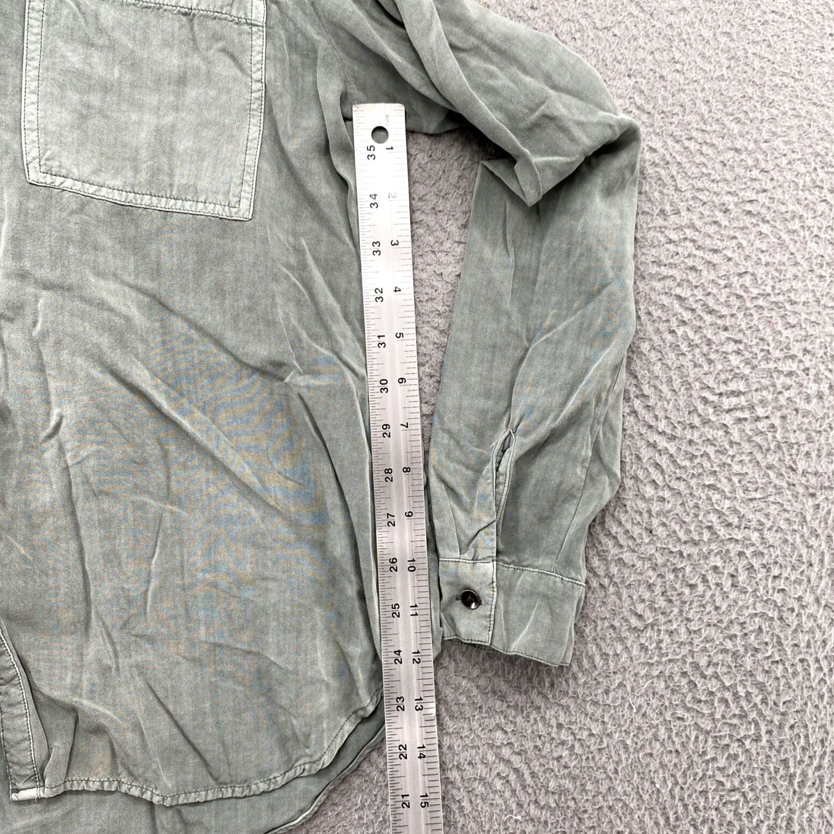 Vintage Maurice’s Women’s Green Rayon Button Up Long Sleeve Shirt M Casual Basic Shirts Mens? Size M / US 6-8 / IT 42-44 - 6 Thumbnail