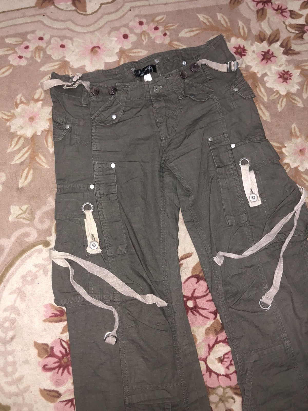Japanese Brand Y2K Cargo Pants with Straps – Dark Grey Utility Streetwear Size US 31 - 3 Thumbnail