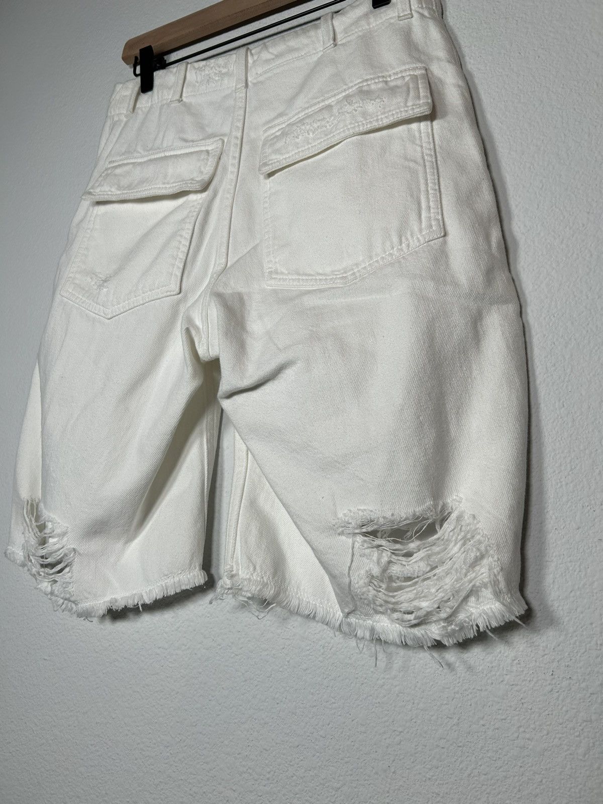 Givenchy MMW Distressed Cut Off Shorts Size US 28 / EU 44 - 4 Thumbnail