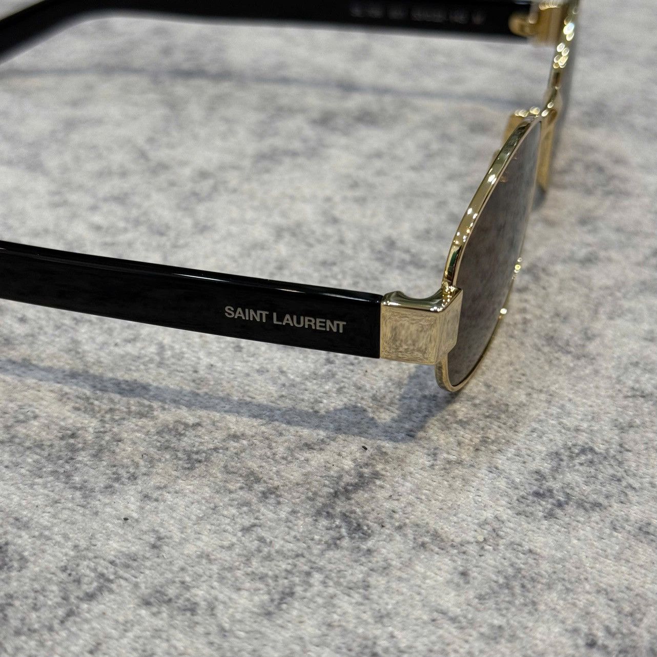Saint Laurent Paris Saint Laurent SL 706 001 Size ONE SIZE - 3 Thumbnail