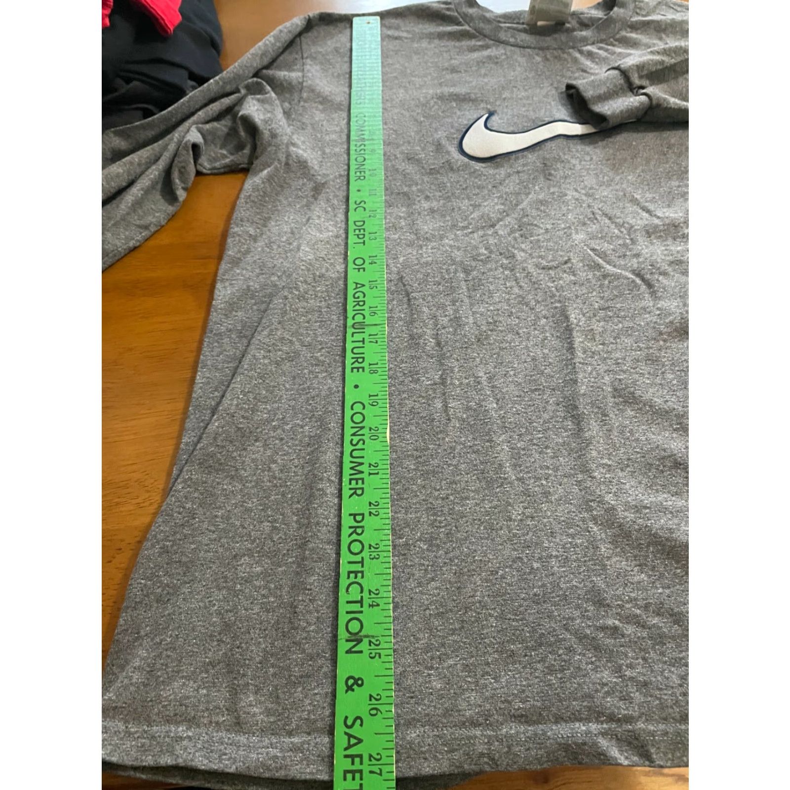 Nike VINTAGE Nike Gray Long Sleeve Adult L Swoosh Silver Tag Embroidered Crew Neck Shirt Size US L / EU 52-54 / 3 - 5 Thumbnail