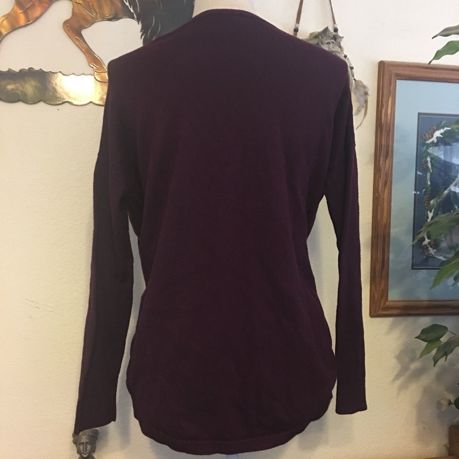 Express Express super soft burgundy v neck sweater XS Size XS / US 0-2 / IT 36-38 - 6 Thumbnail