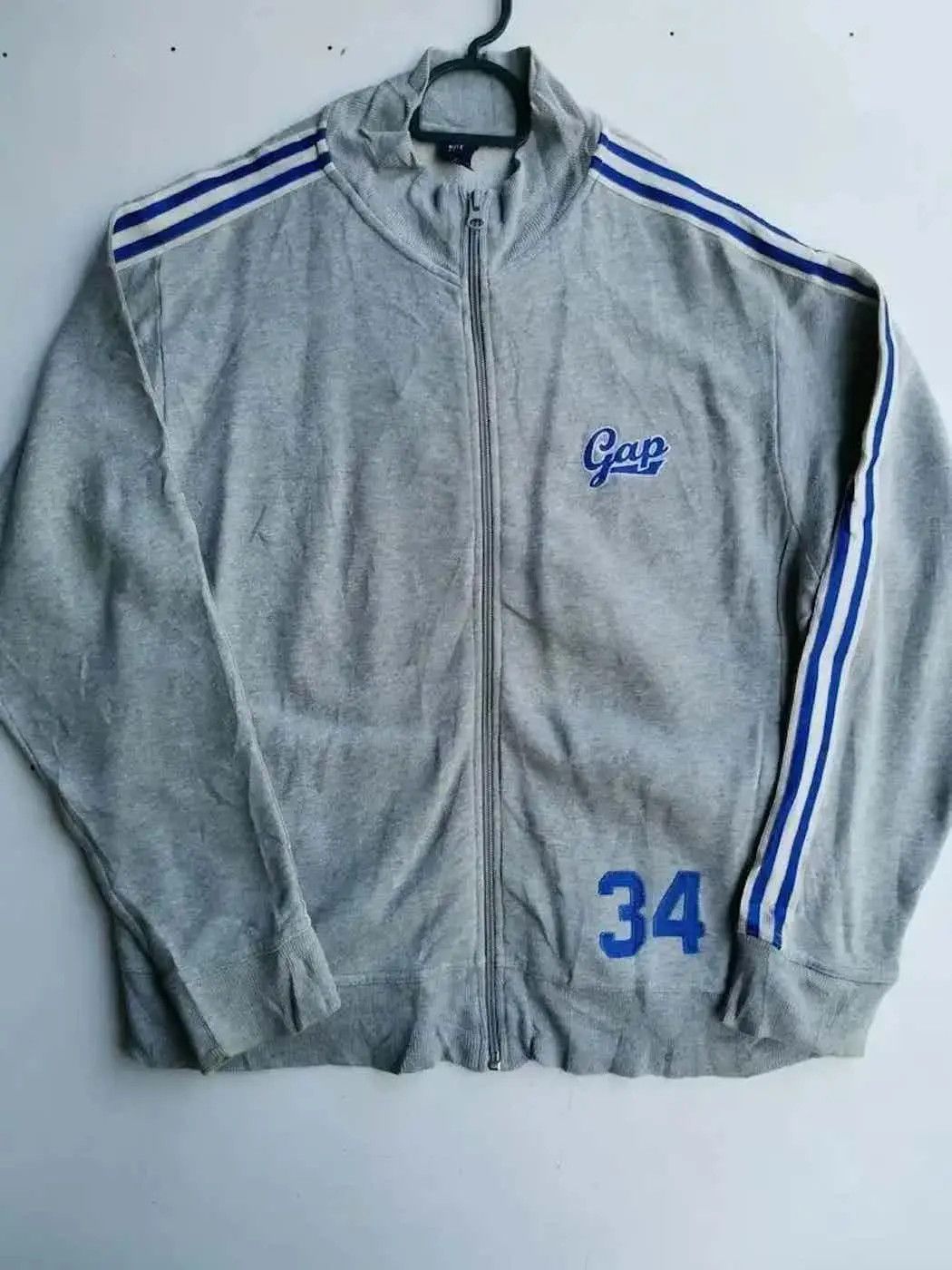 Gap Vintage GAP Kids Sweatshirt Size US L / EU 52-54 / 3 - 1 Thumbnail