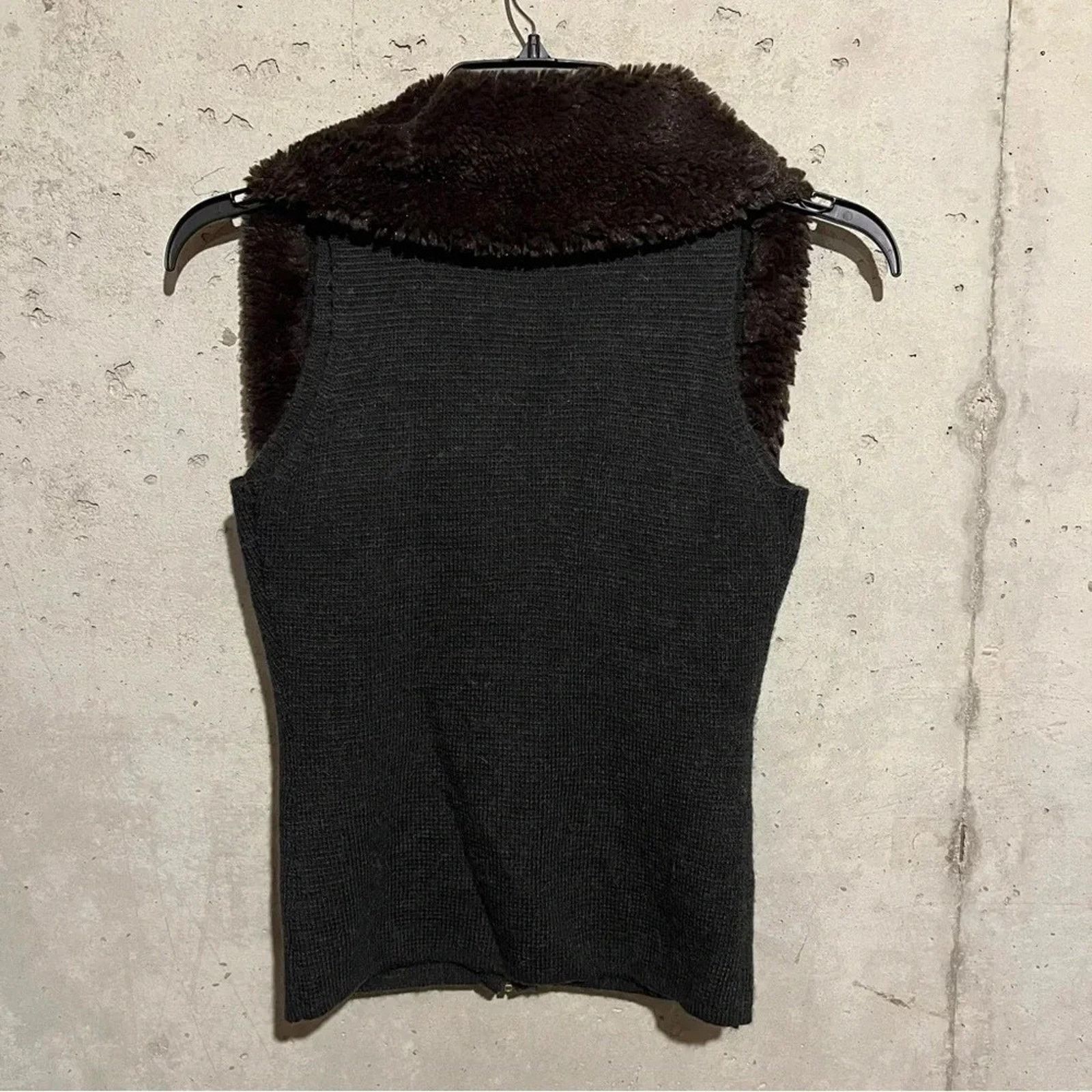 Gap Gap Sweater Vest Full Zipper Wool Brown Faux Fur Collar Size S / US 4 / IT 40 - 6 Thumbnail