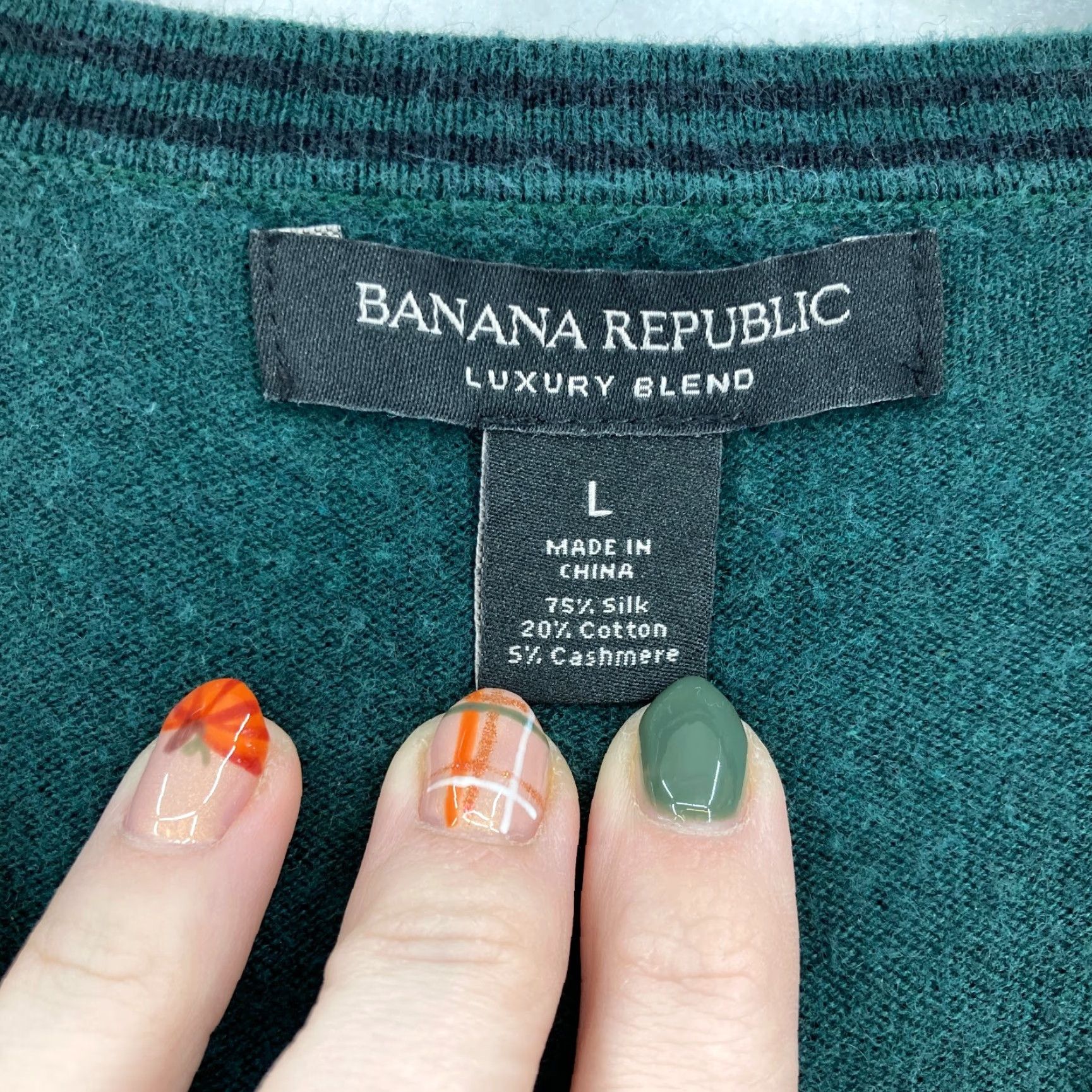 Banana Republic Banana Republic Luxury Blend V Neck Sweater Mens L Green Silk Cashmere Preppy Pullover Knit Shirt Size US L / EU 52-54 / 3 - 4 Thumbnail