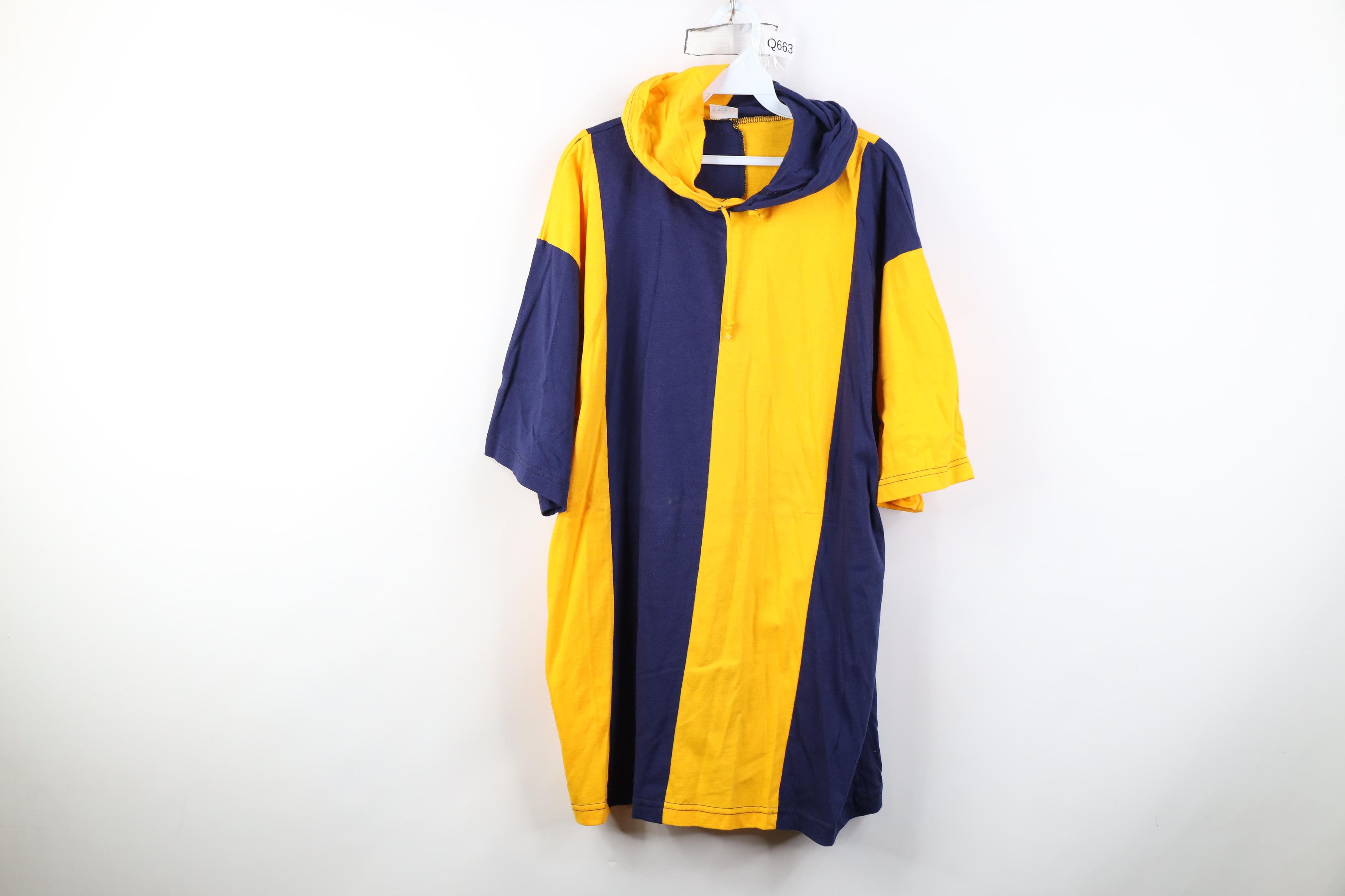 Vintage Deadstock Vintage 90s University of Michigan Hooded T-Shirt Size US XL / EU 56 / 4 - 1 Thumbnail