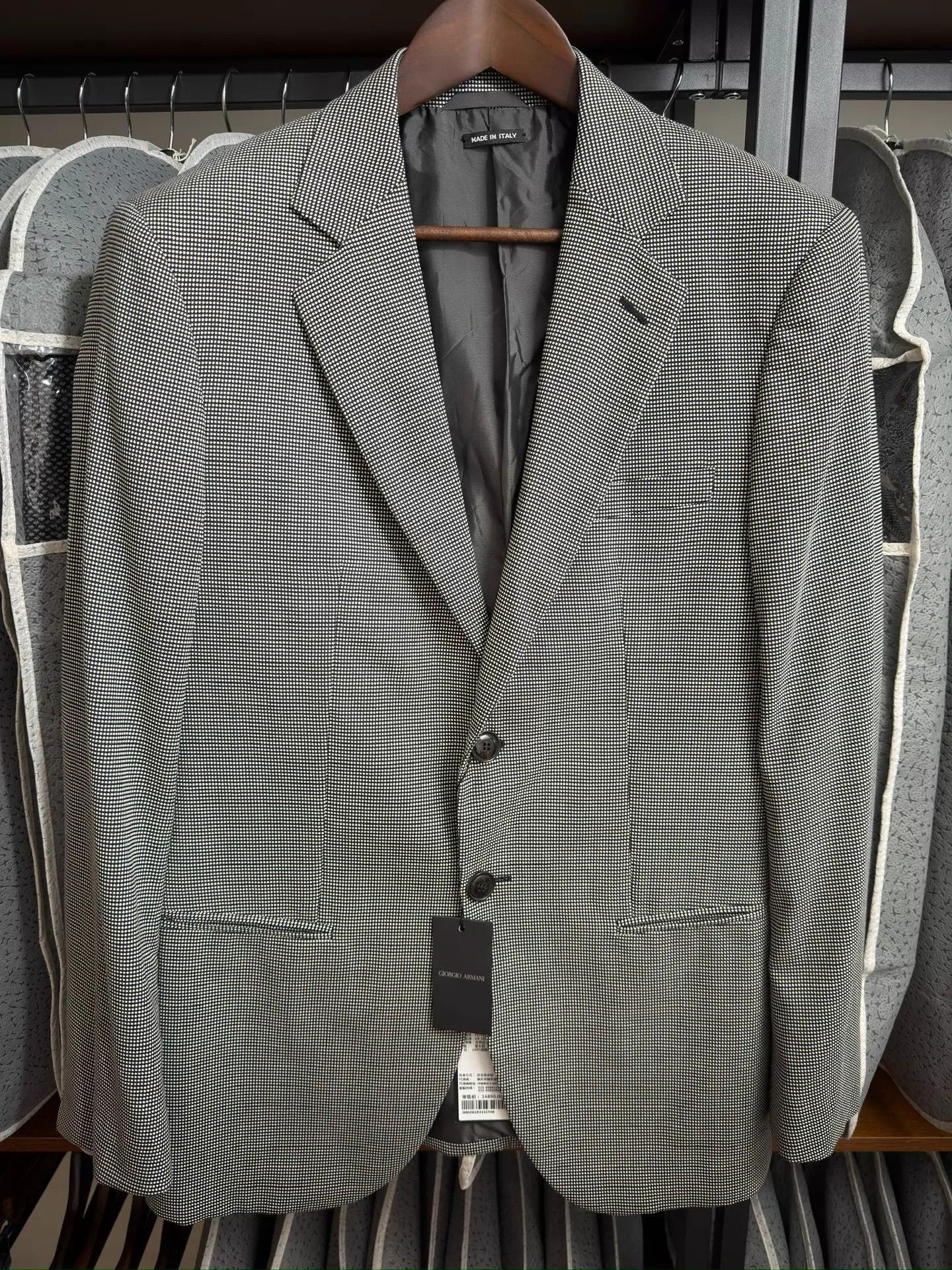 Giorgio Armani Gray Houndstooth Pattern Single-Breasted Blazer Size US XXS / EU 40 - 1 Thumbnail