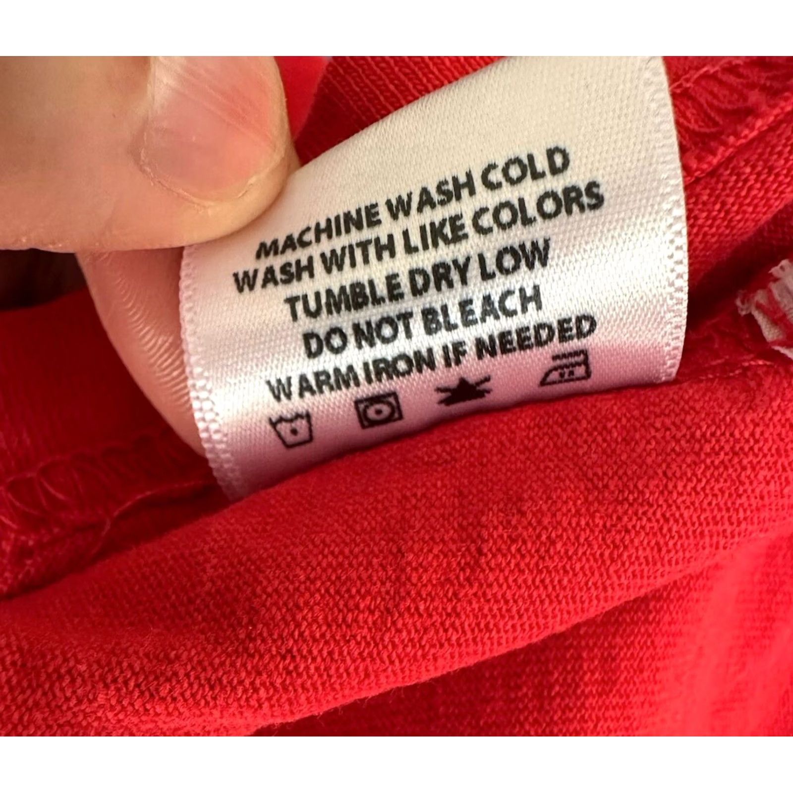 Vintage J BALVIN X TAKASHI MURAKAMI ROJO SCRIPT SPRAY PAINT TEE SHIRT RED XL RARE Size US XL / EU 56 / 4 - 7 Thumbnail