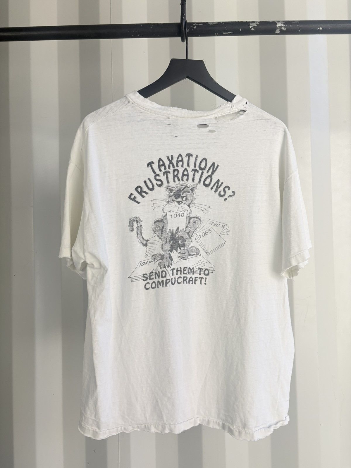 Vintage Thrashed Taxation Frustrations Faded Distressed Shirt GRUNGE Size US L / EU 52-54 / 3 - 1 Thumbnail