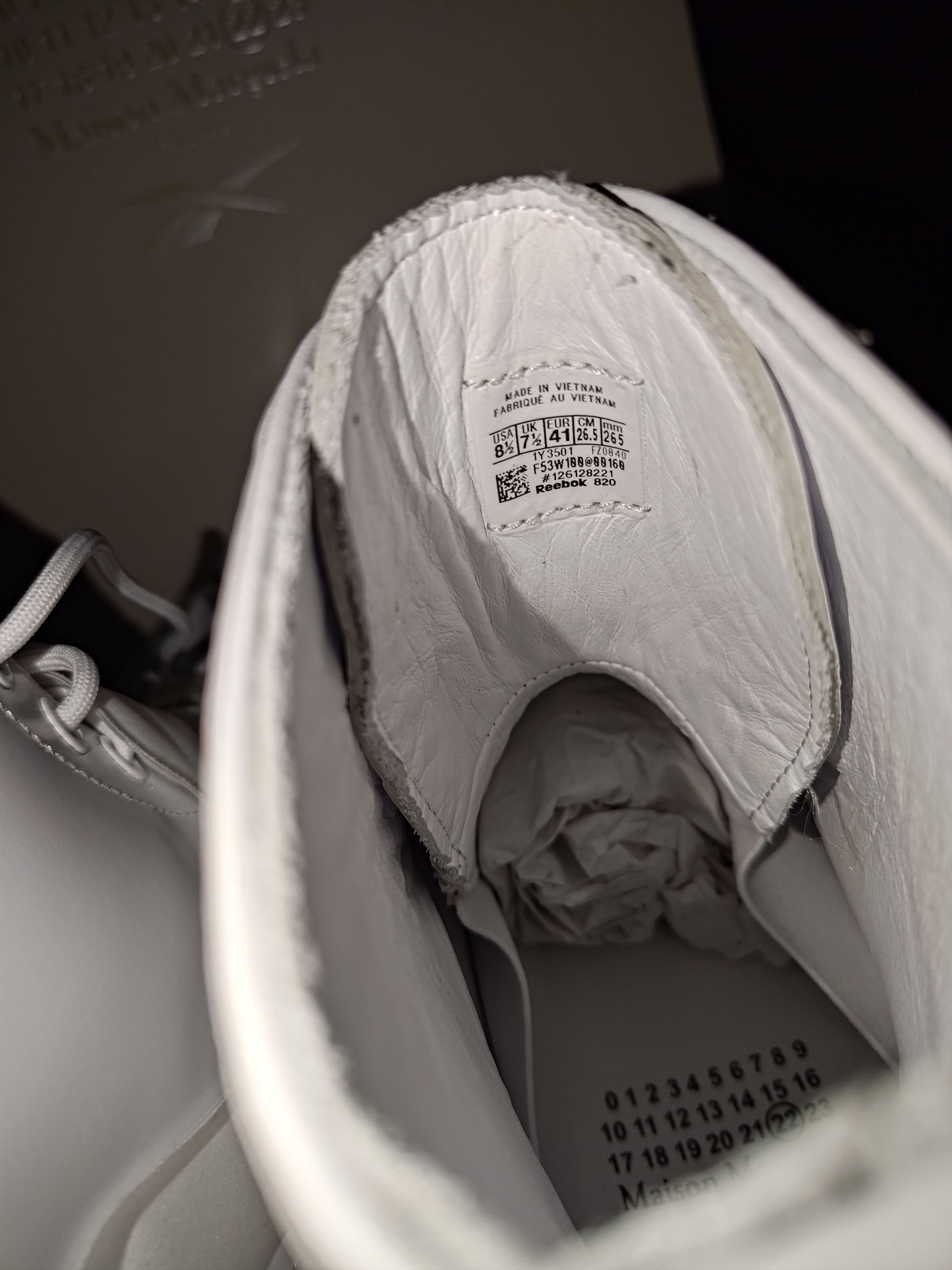Maison Margiela × Reebok Maison Margiela x Reebok Instapump Fury Tabi 'White' Size US 8 / EU 41 - 14 Thumbnail