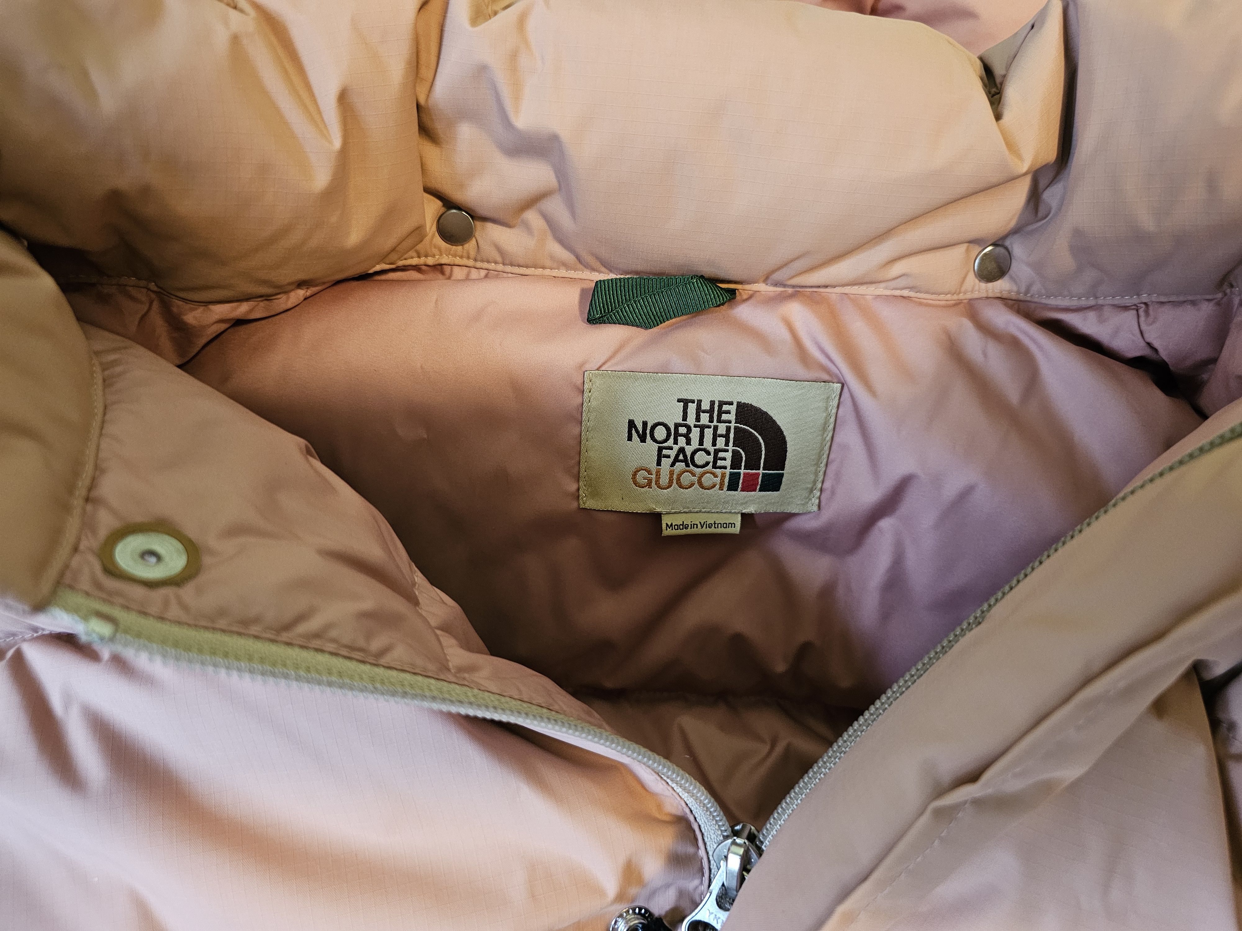 Gucci × The North Face Brand New The North Face x Gucci Puffer Jacket Size US M / EU 48-50 / 2 - 4 Thumbnail