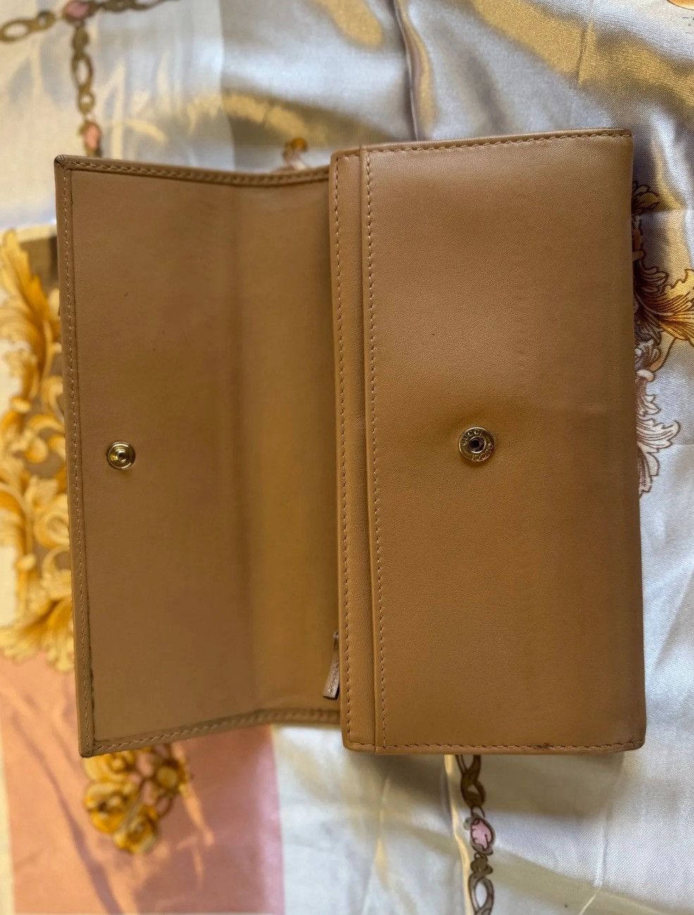 Gucci Gucci continental bifold with COA Size ONE SIZE - 4 Thumbnail