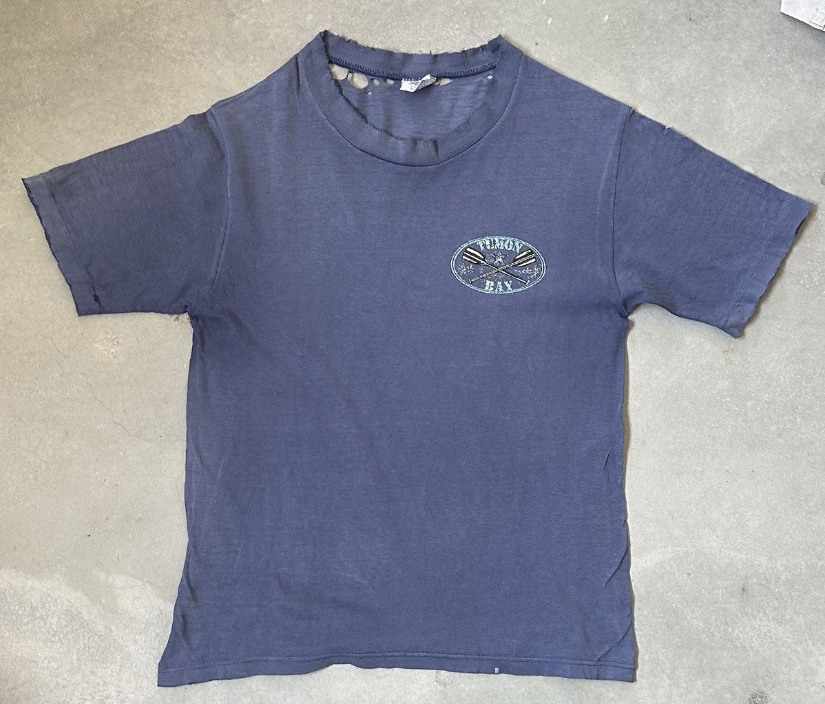 Vintage VINTAGE DISTRESSED CRAZY SHIRT TUMON BAY TEE Size US S / EU 44-46 / 1 - 7 Thumbnail
