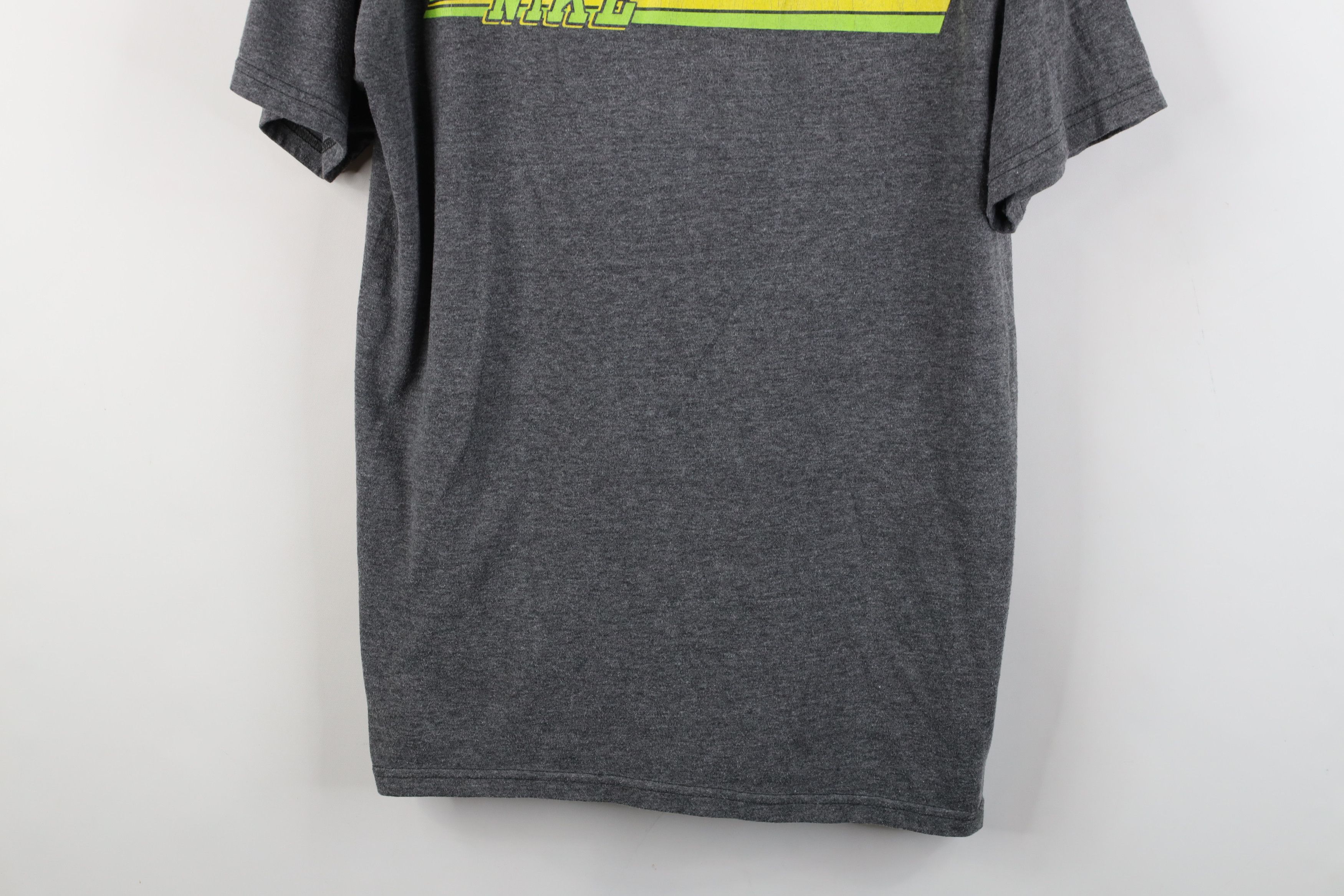 Nike Vintage Y2K Nike Block Letter Spell Out Striped T-Shirt Gray Size US L / EU 52-54 / 3 - 3 Thumbnail