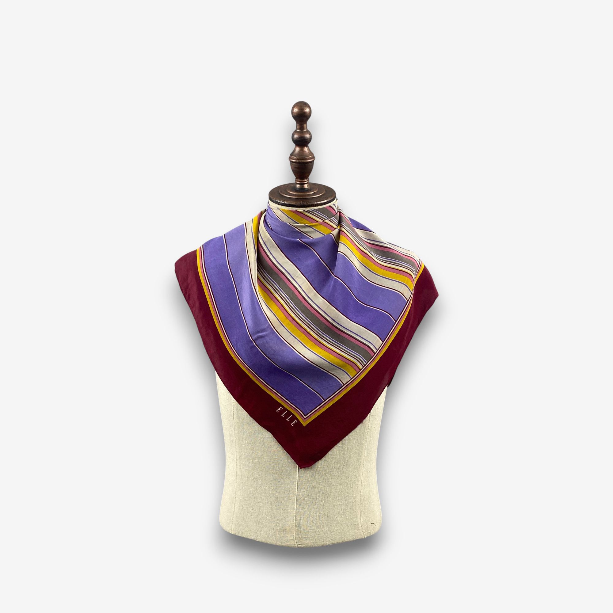 Japanese Brand Vintage Elle SILK Scarf Twill Stole Wraps Scarves Size ONE SIZE - 1 Thumbnail