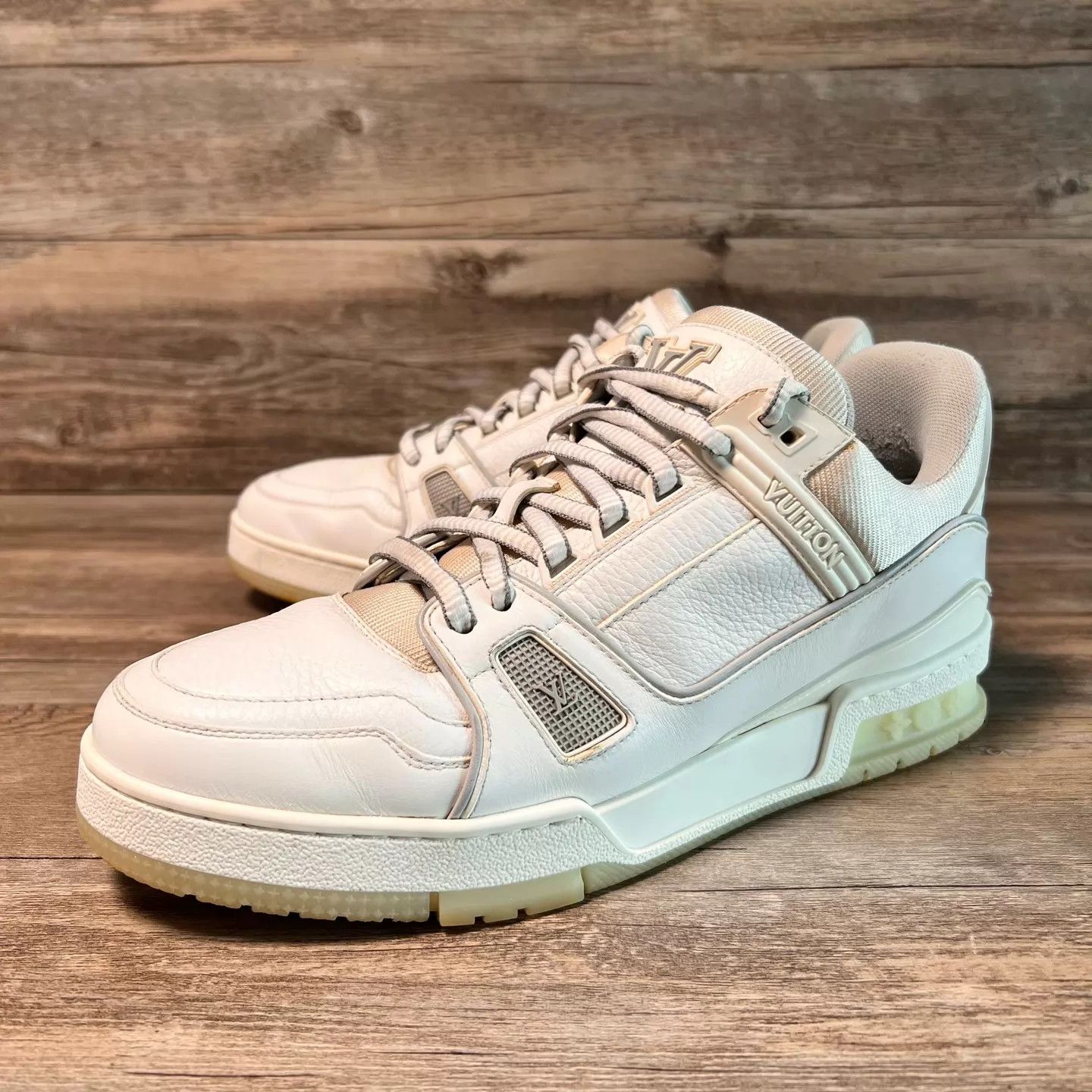 Louis Vuitton LV Trainer OG White Cement UK7 (41) 97new Size US 8 / EU 41 - 1 Thumbnail
