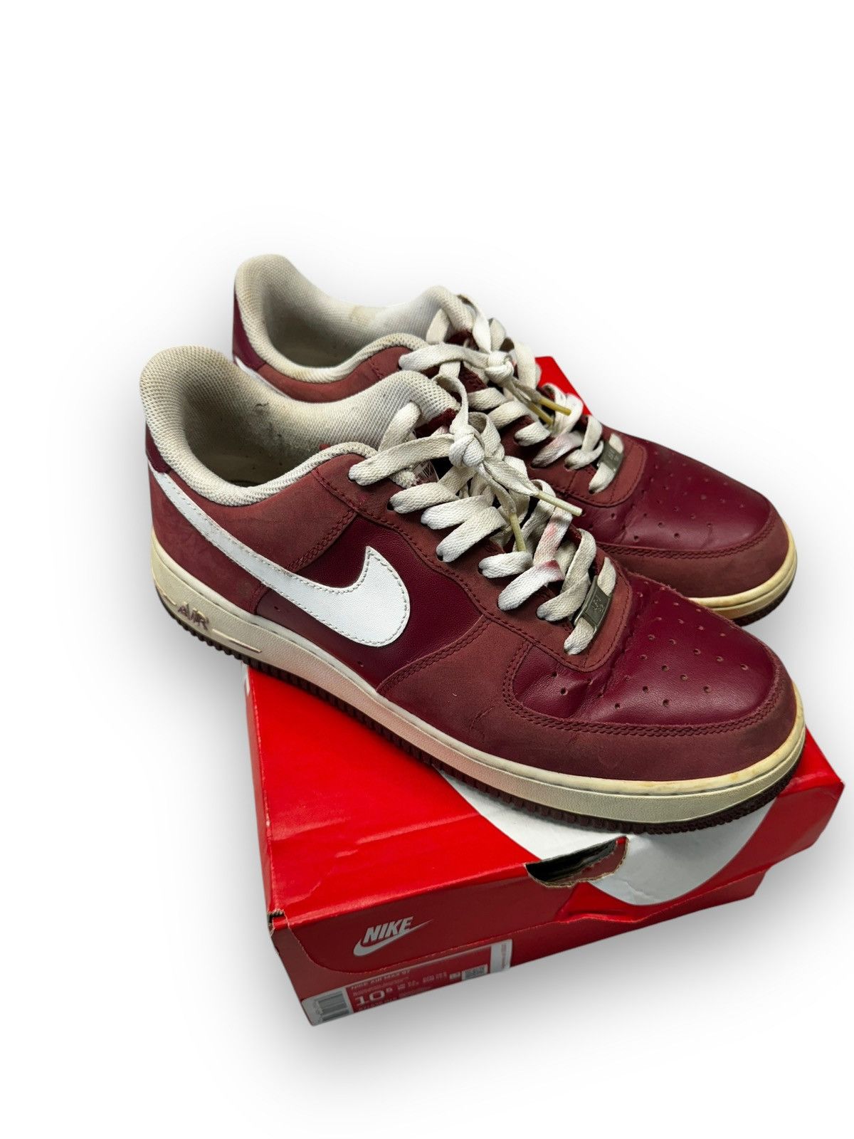 Nike Nike Air Force 1 07’ vtg Team Red size 10 Size US 10 / EU 43 - 1 Thumbnail