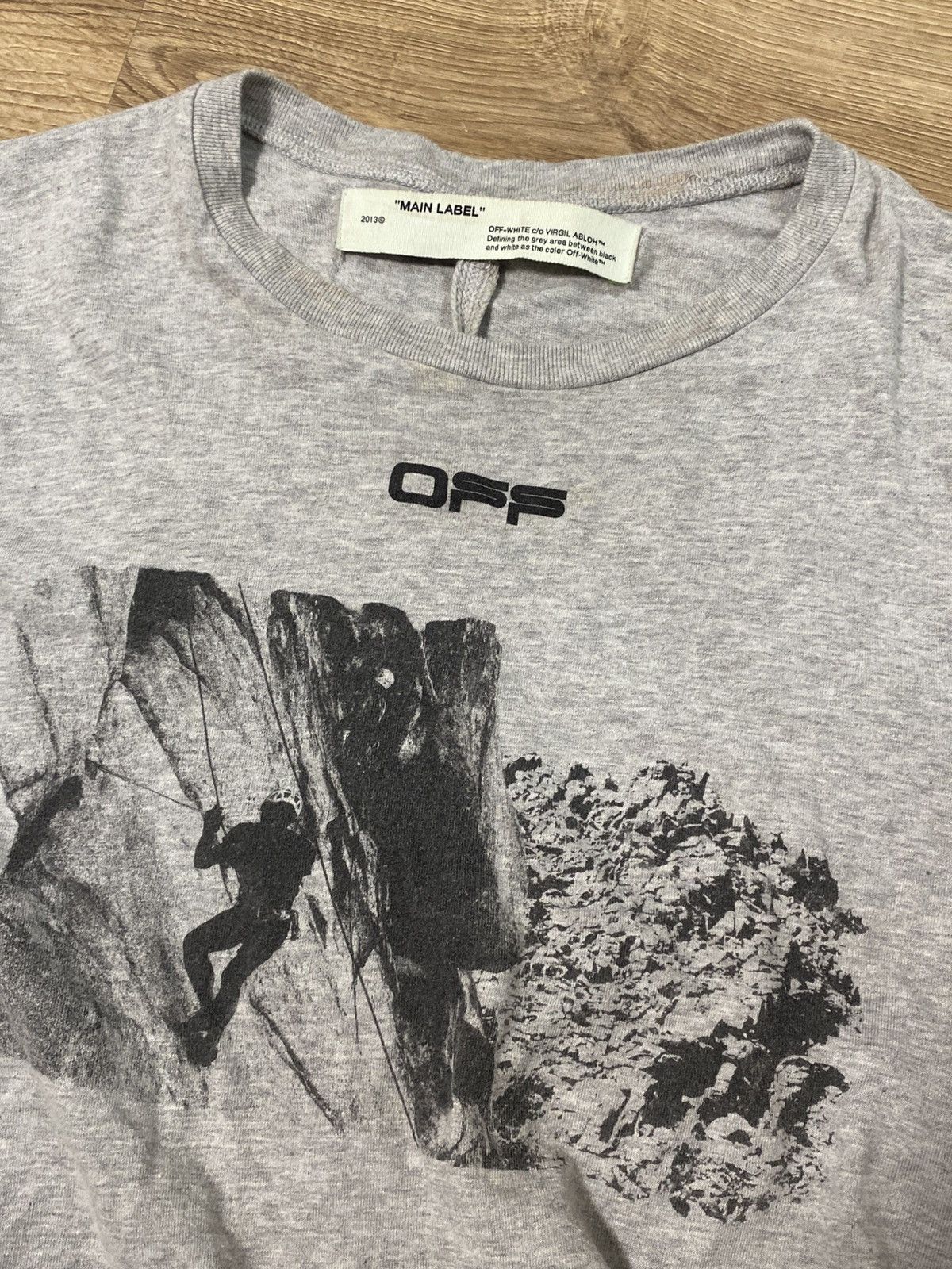 Off-White 🍀Free Shipping☘️ Off White Landscape Climb T Shirt Grey Size US S / EU 44-46 / 1 - 2 Thumbnail
